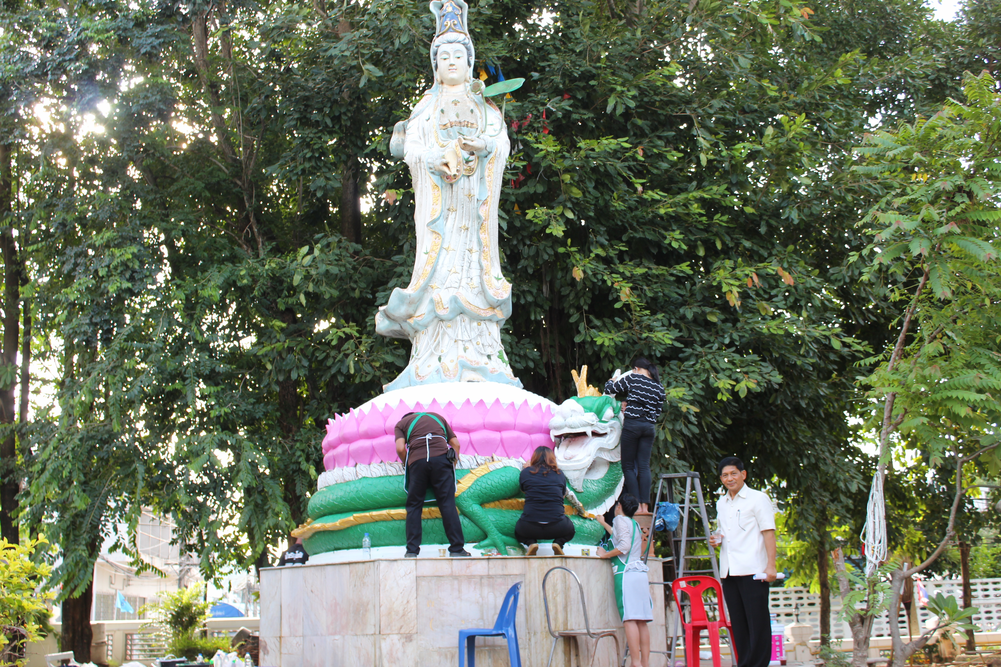 ร่วมกิจกรรมจิตอาสาทำความดี