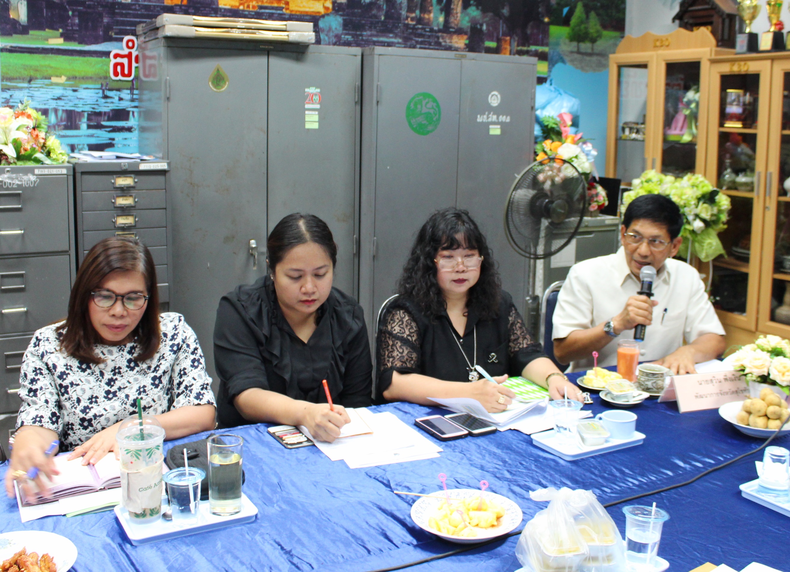 ประชุมตรวจติดตามผลการดำเนินงานของจังหวัดสุโขทัย