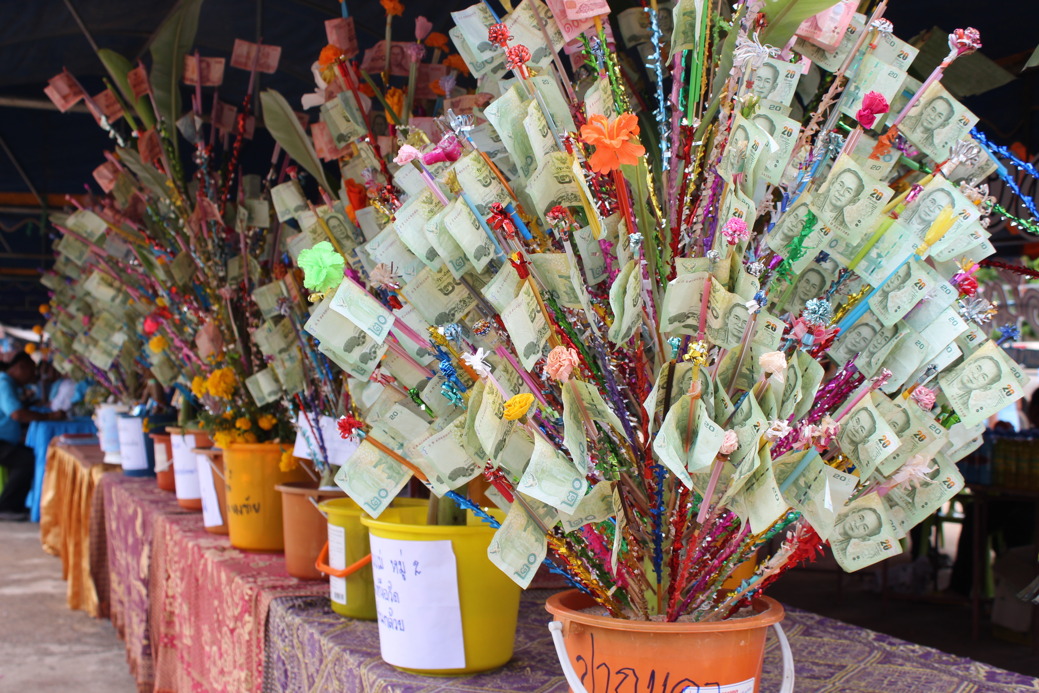 พิธีเปิดกิจกรรม “รวมพลังกองทุนแม่ของแผ่นดินเมืองสุโขทัย เทิดไท้แม่ของแผ่นดิน”