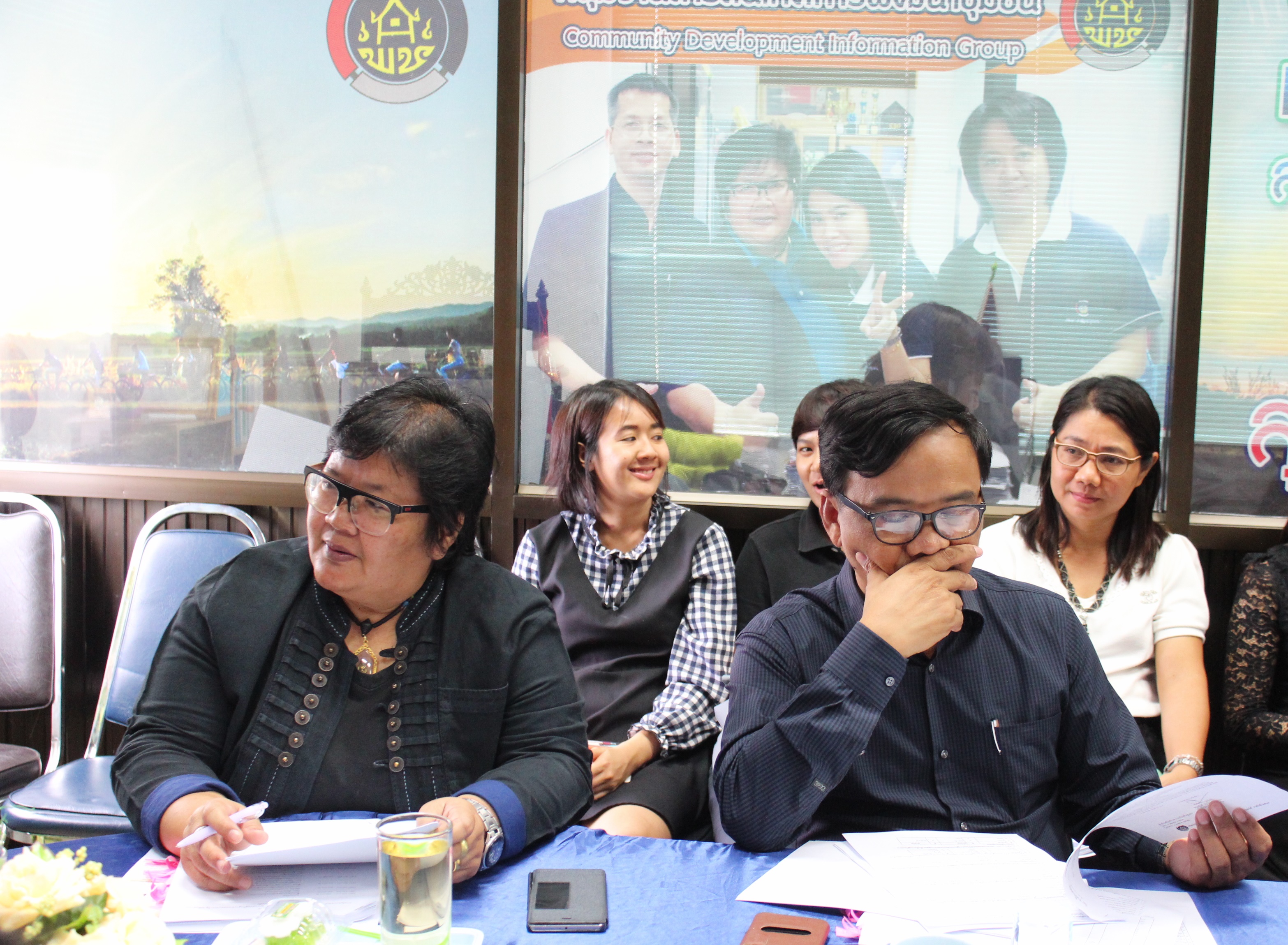 การประชุมพัฒนาการอำเภอ/หัวหน้ากลุ่ม/หัวหน้าฝ่าย และนักวิชาการ