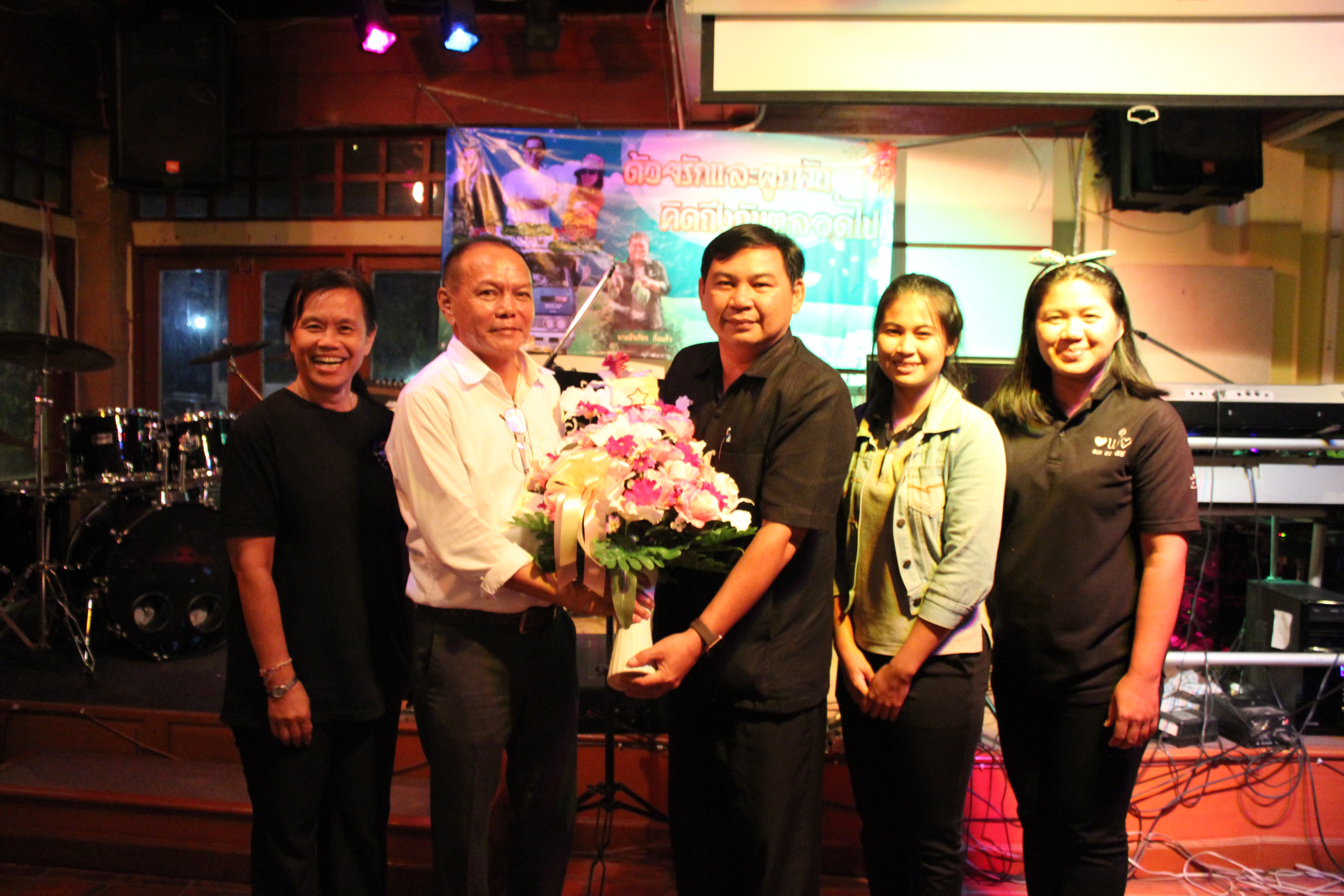 จังหวัดสุโขทัย จัดงานเลี้ยง “ด้วยรักและผูกพัน คิดถึงกันตลอดไป” แสดงความยินดีกับบุคลากรของพัฒนาชุมชนจังหวัดสุโขทัย