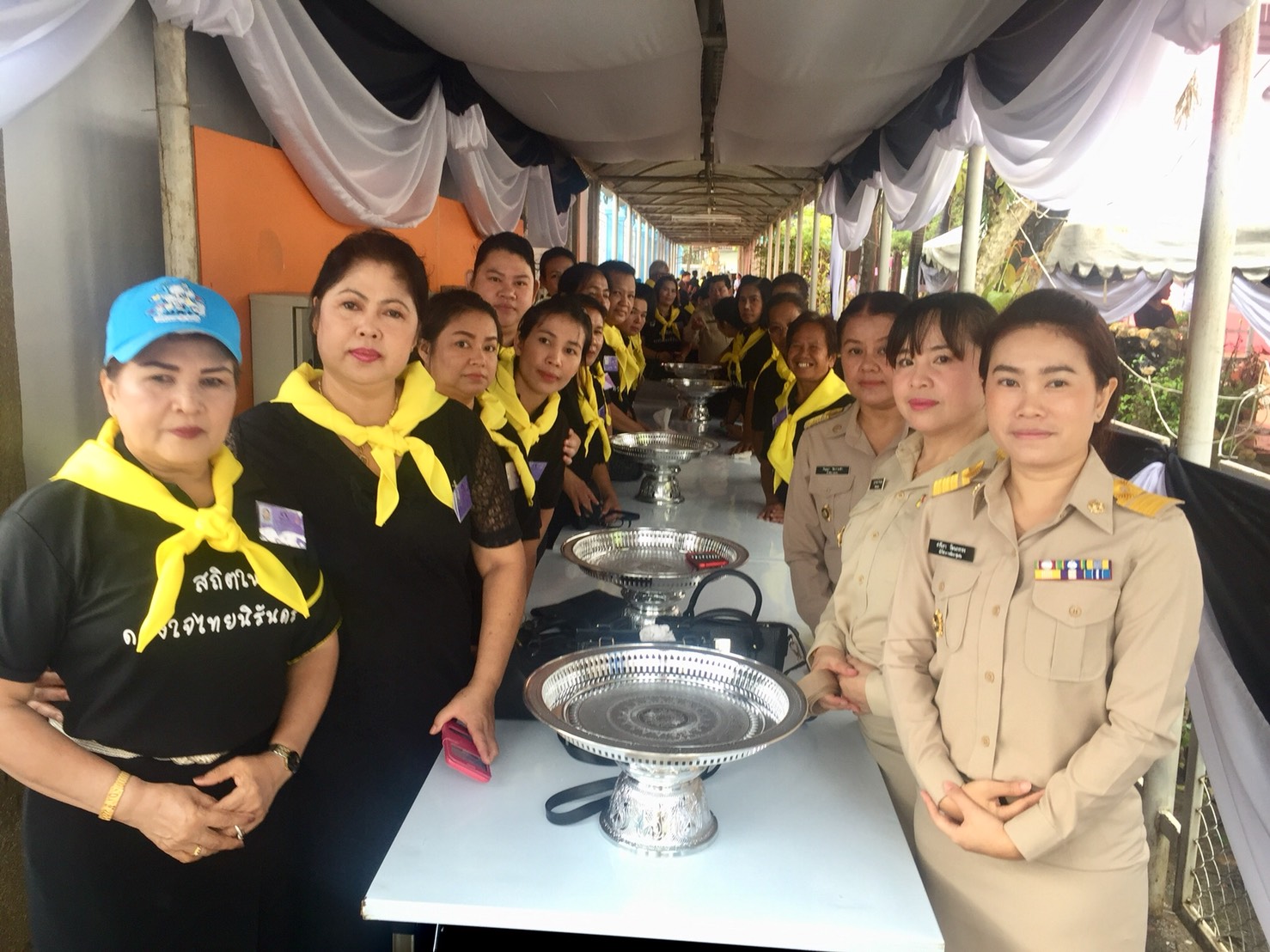 จังหวัดสุโขทัย ซ้อมถวายดอกไม้จันทน์เสมือนจริง