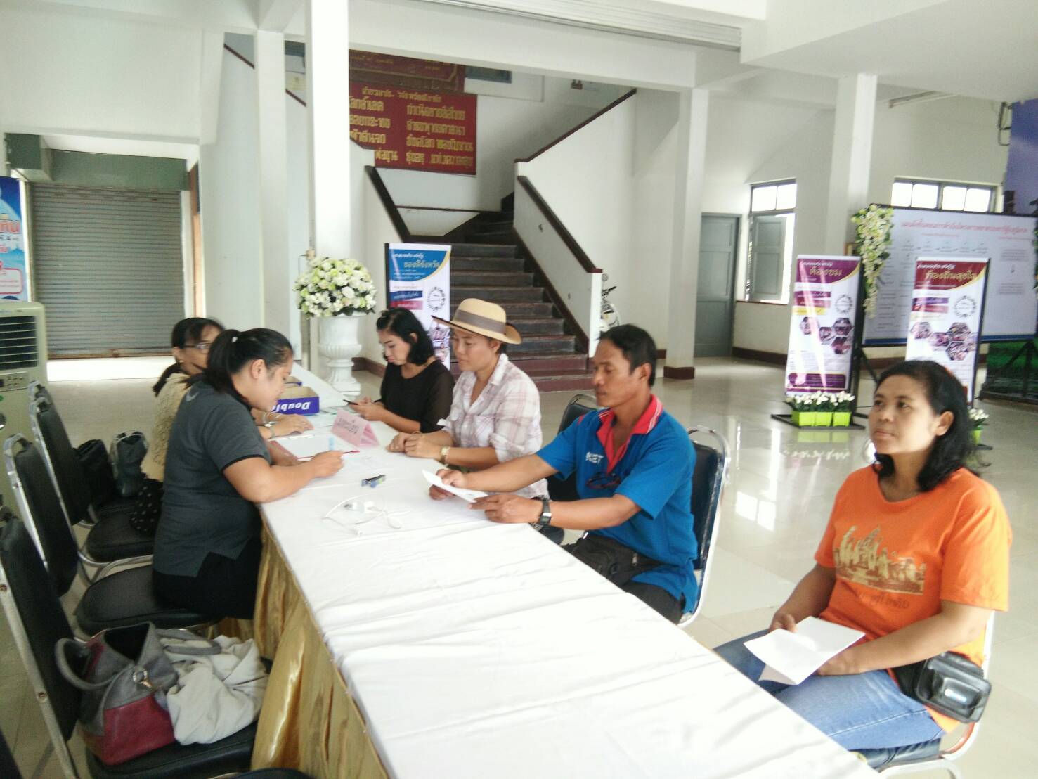 พัฒนาการจังหวัดสุโขทัย เยี่ยมให้กำลังใจการลงทะเบียน”ตลาดประชารัฐจังหวัดสุโขทัย”