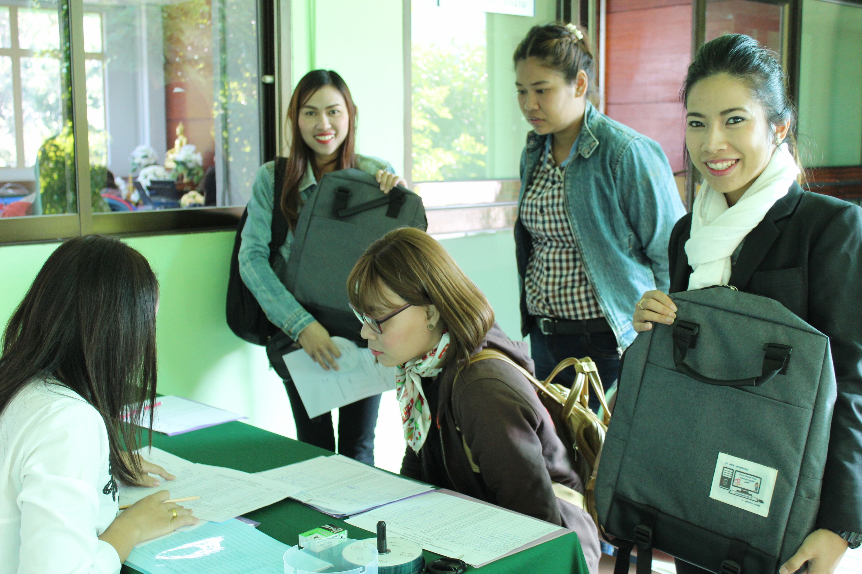 “สุโขทัย ฝึกอบรมการใช้งานโปรแกรมบันทึกและประมวลผลข้อมูล จปฐ.ปี 2561 แก่ผู้บันทึกข้อมูล รุ่นที่ 3”