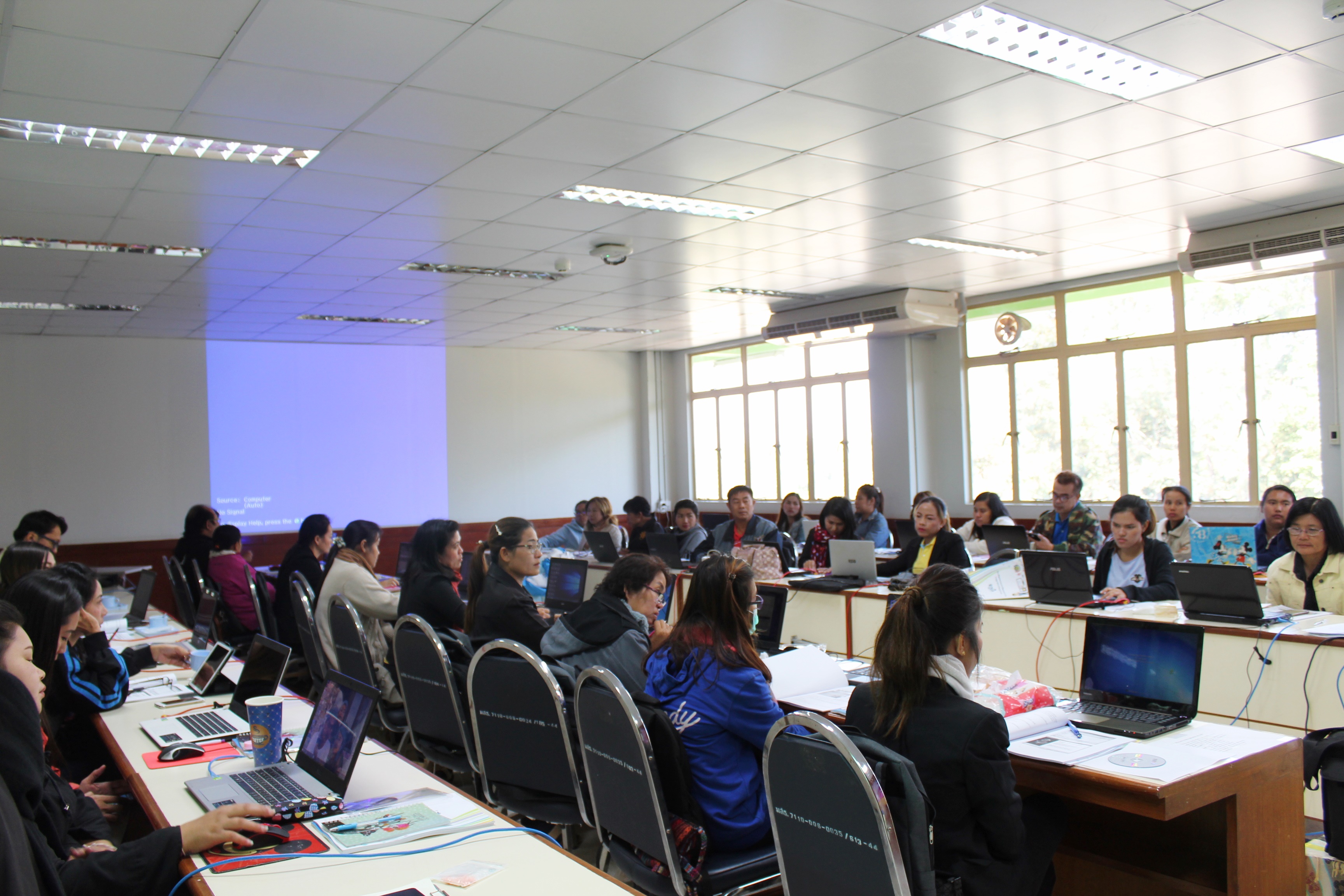 “สุโขทัย ฝึกอบรมการใช้งานโปรแกรมบันทึกและประมวลผลข้อมูล จปฐ.ปี 2561 แก่ผู้บันทึกข้อมูล รุ่นที่ 3”