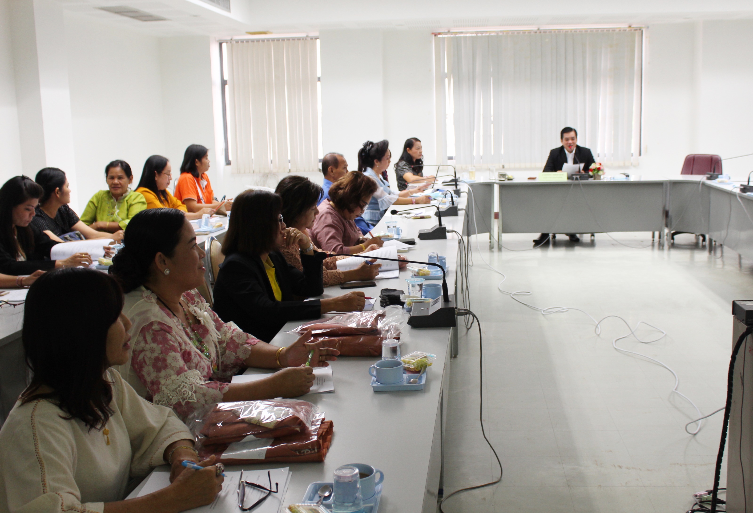 การประชุมคณะกรรมการฝ่ายสตรีสุโขทัย รวมใจสักการะพระแม่ย่า