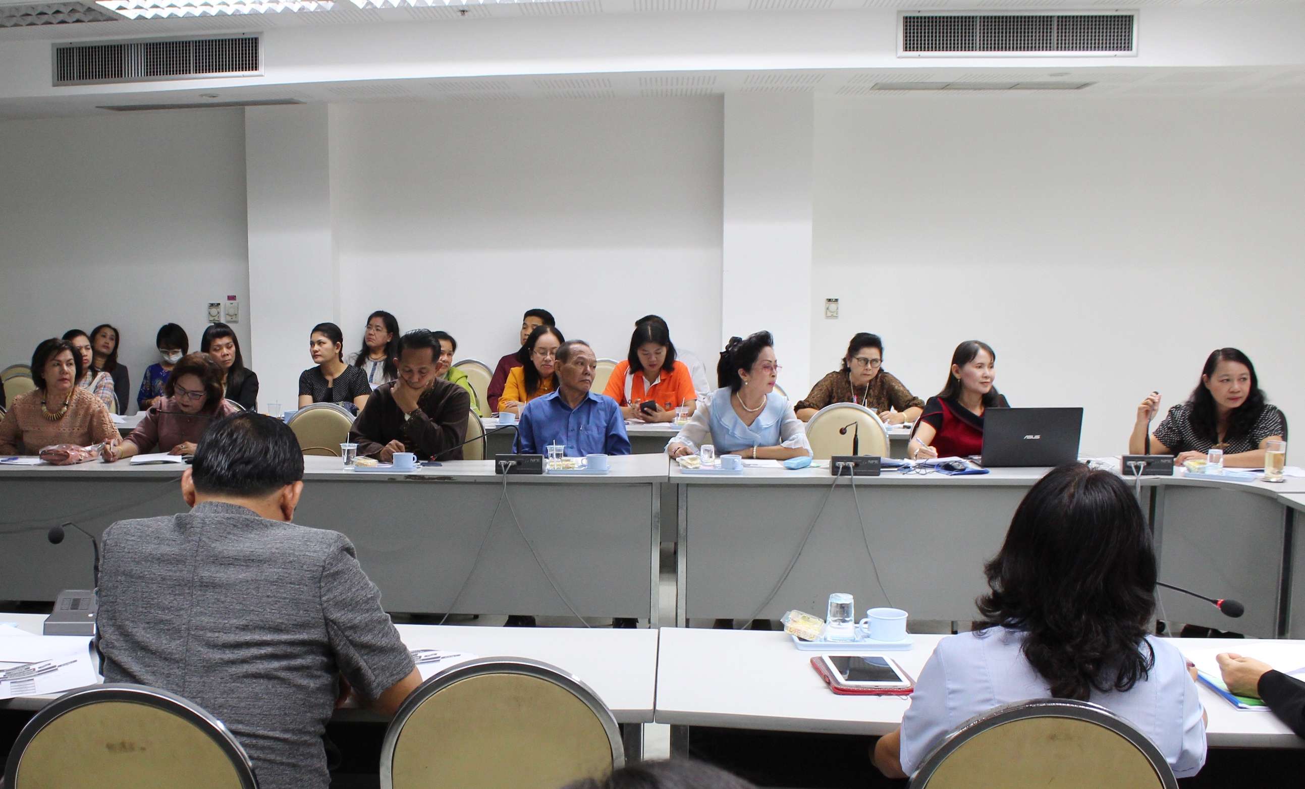 การประชุมคณะกรรมการฝ่ายสตรีสุโขทัย รวมใจสักการะพระแม่ย่า