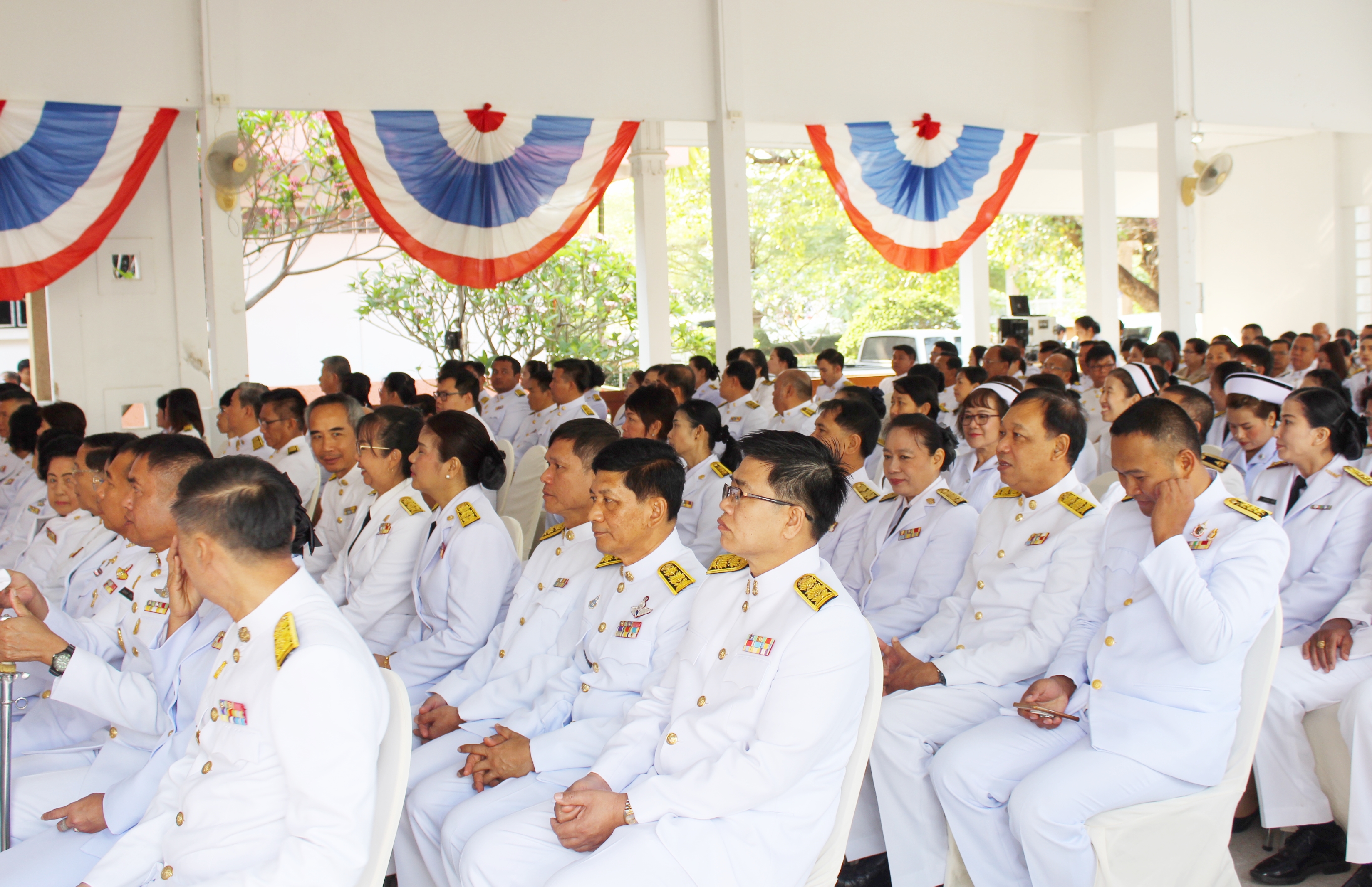 ร่วมงานรัฐพิธีวันพระบาทสมเด็จพระพุทธยอดฟ้าจุฬาโลกมหาราช และวันที่ระลึกมหาจักรีบรมราชวงศ์