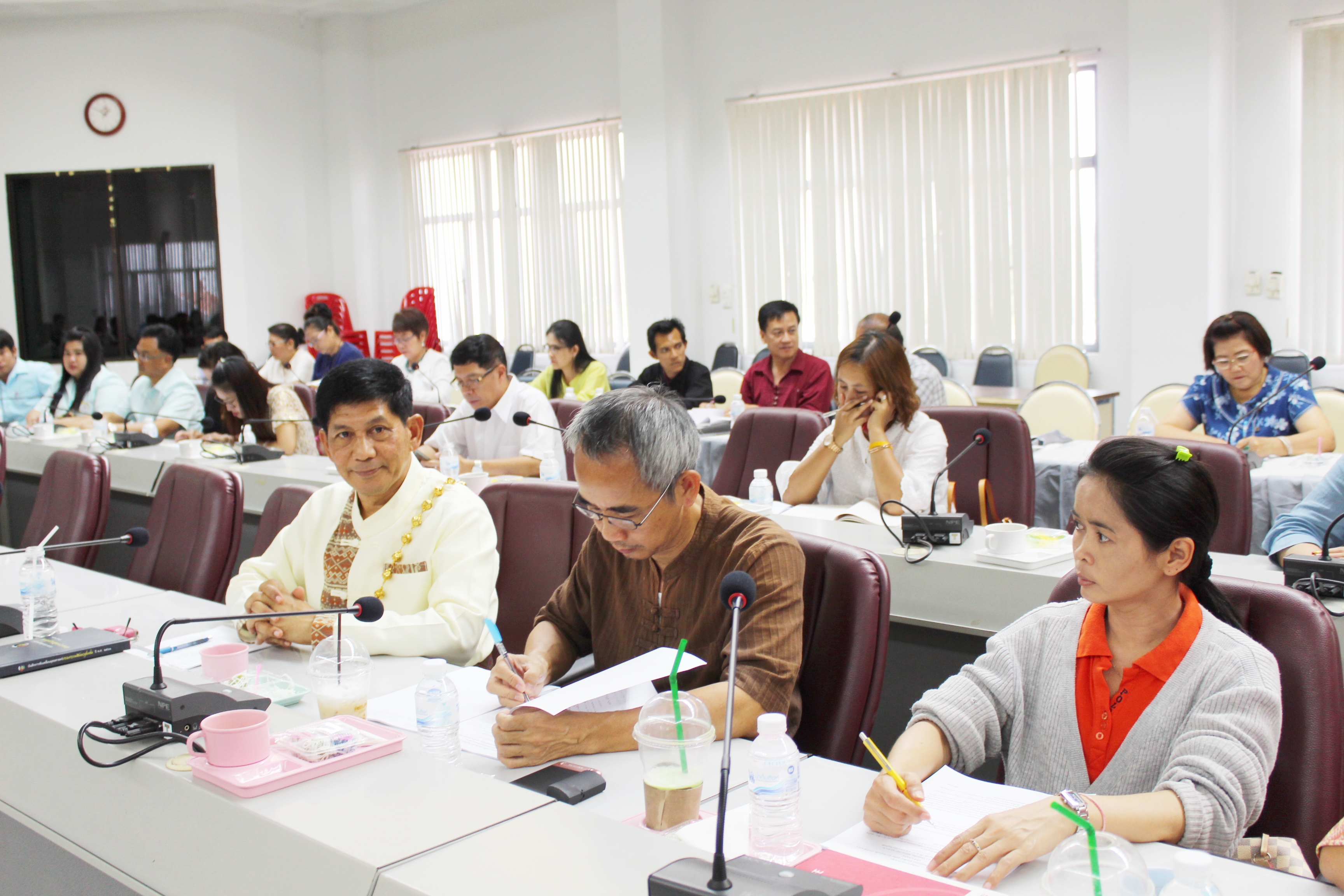 วันที่ 10 พฤษภาคม 2561 เวลา 13.30 น. นายสุวิน พึ่งเงิน พัฒนาการจังหวัดสุโขทัย เข้าร่วมประชุมคณะกรรมการจัดงานประเพณีลอยกระทง เผาเทียน เล่นไฟ ประจำปี 2561