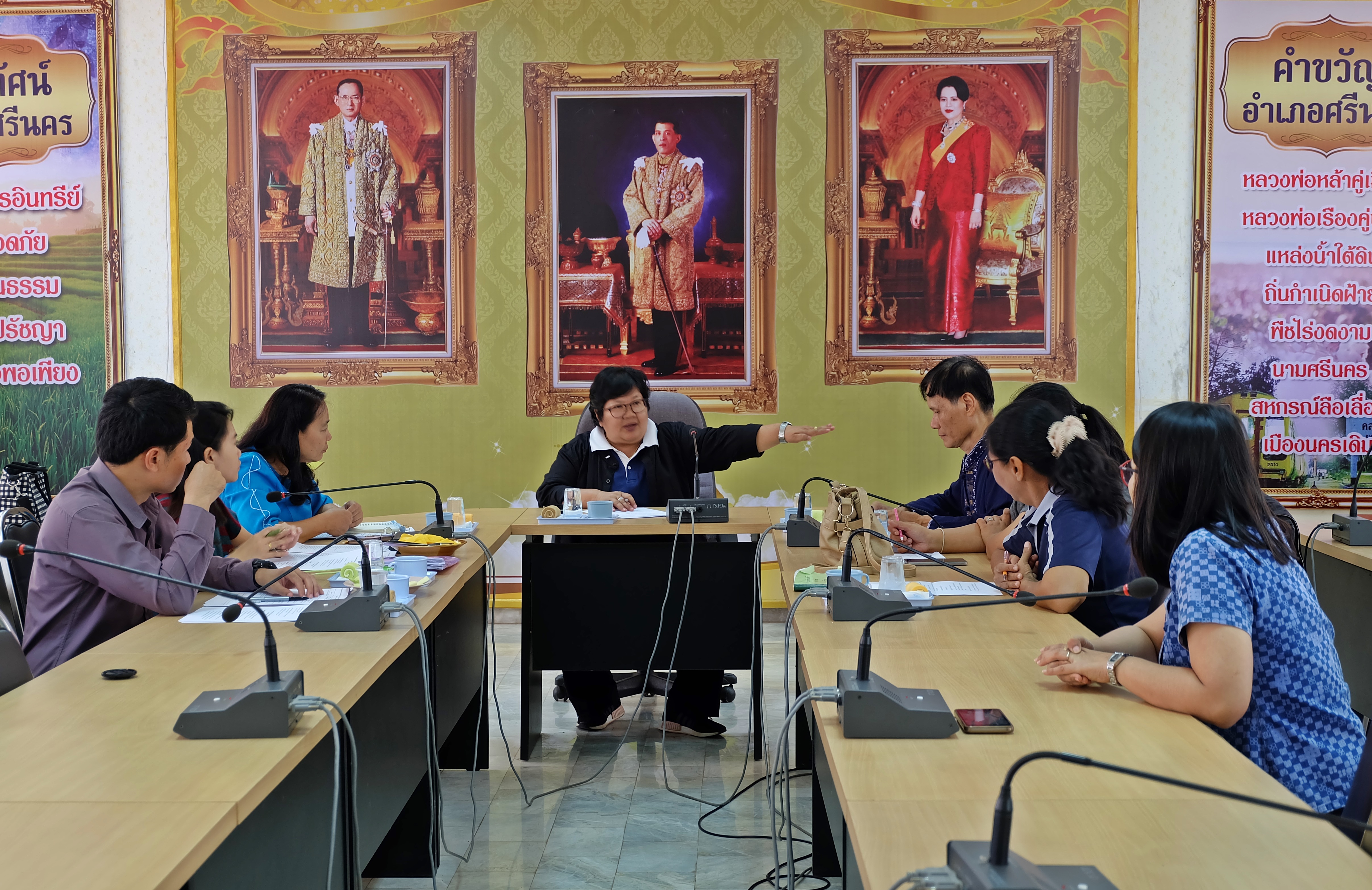 ประกวดกิจกรรมการบริหารการจัดเก็บข้อมูล จปฐ. (1)