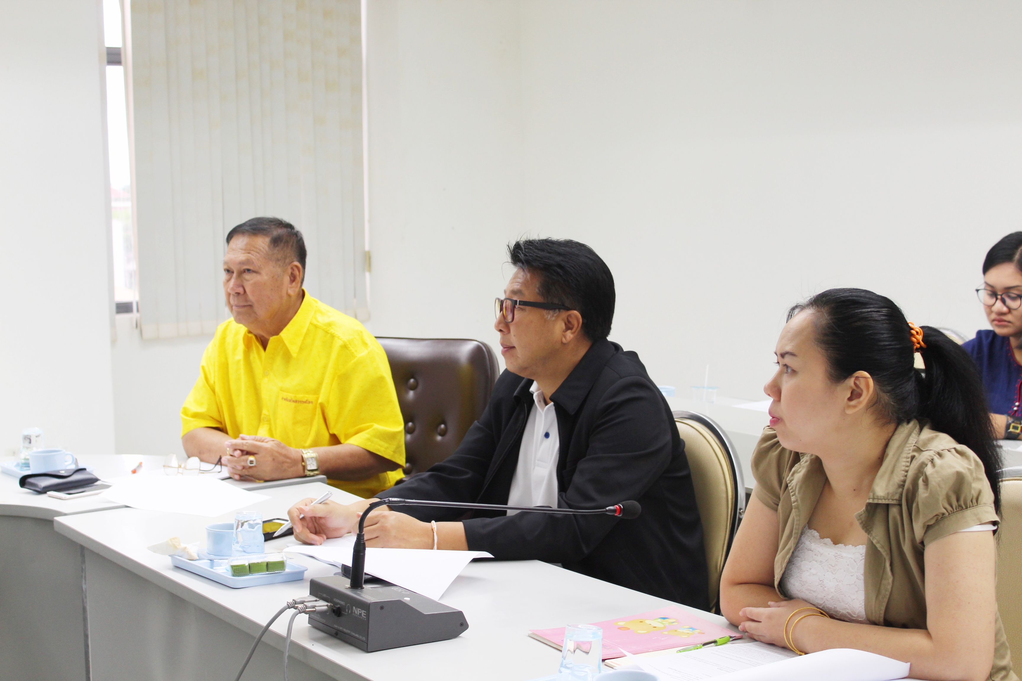 วันที่ 18 กรกฎาคม 2561 เวลา 10.00 น. นายชัชพงศ์ เอมะสุวรรณ รองผู้ว่าราชการจังหวัดสุโขทัย เป็นประธานการประชุมคณะกรรมการประสานและขับเคลื่อนนโยบายสานพลังประชารัฐประจำจังหวัดสุโขทัย (คสป.) ครั้งที่ 4/2561 เพื่อติดตามการดำเนินงานในรอบเดือนที่ผ่านมา และการขับเคลื่อนโครงการชุมชนท่องเที่ยว OTOP นวัตวิถี จังหวัดสุโขทัย รวมถึงเตรียมการพัฒนาคุณภาพมาตรฐานผลิตภัณฑ์ OTOP กลุ่มปรับตัวสู่การพัฒนา กลุ่ม D เป็นต้น