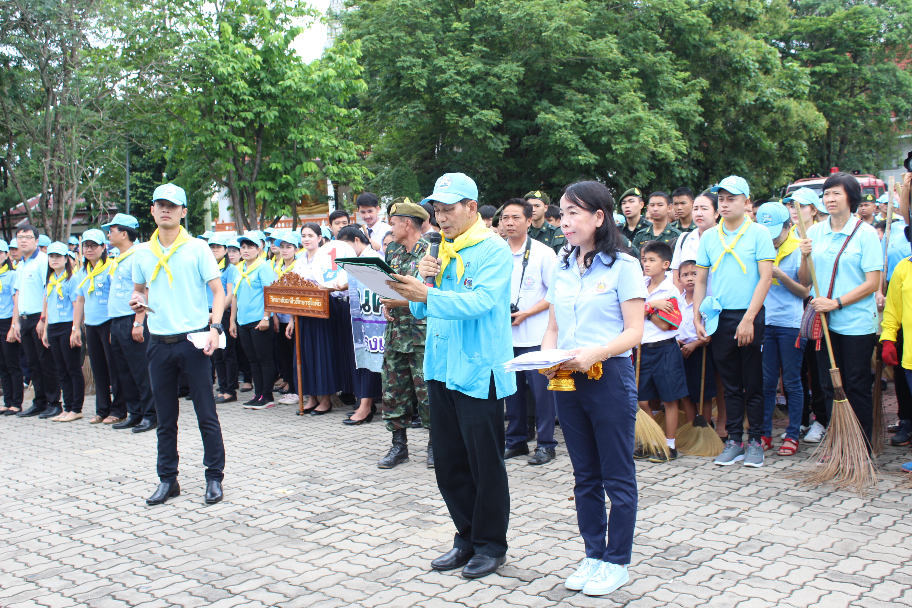 วันที่ ๖ สิงหาคม ๒๕๖๑ เวลา 09.30 น. นายพิพัฒน์  เอกภาพันธ์ ผู้ว่าราชการจังหวัดสุโขทัย เป็นประธานเปิดกิจกรรมบำเพ็ญสาธารณประโยชน์ จิตอาสา ทำดี เพื่อแม่ เพื่อเฉลิมพระเกียรติสมเด็จพระนางเจ้าสิริกิติ์พระบรมราชินีนาถ ในรัชกาลที่ ๙ เนื่องในโอกาสวันเฉลิมพระชนมพรรษา ๘๖ พรรษา ๑๒ สิงหาคม ๒๕๖๑