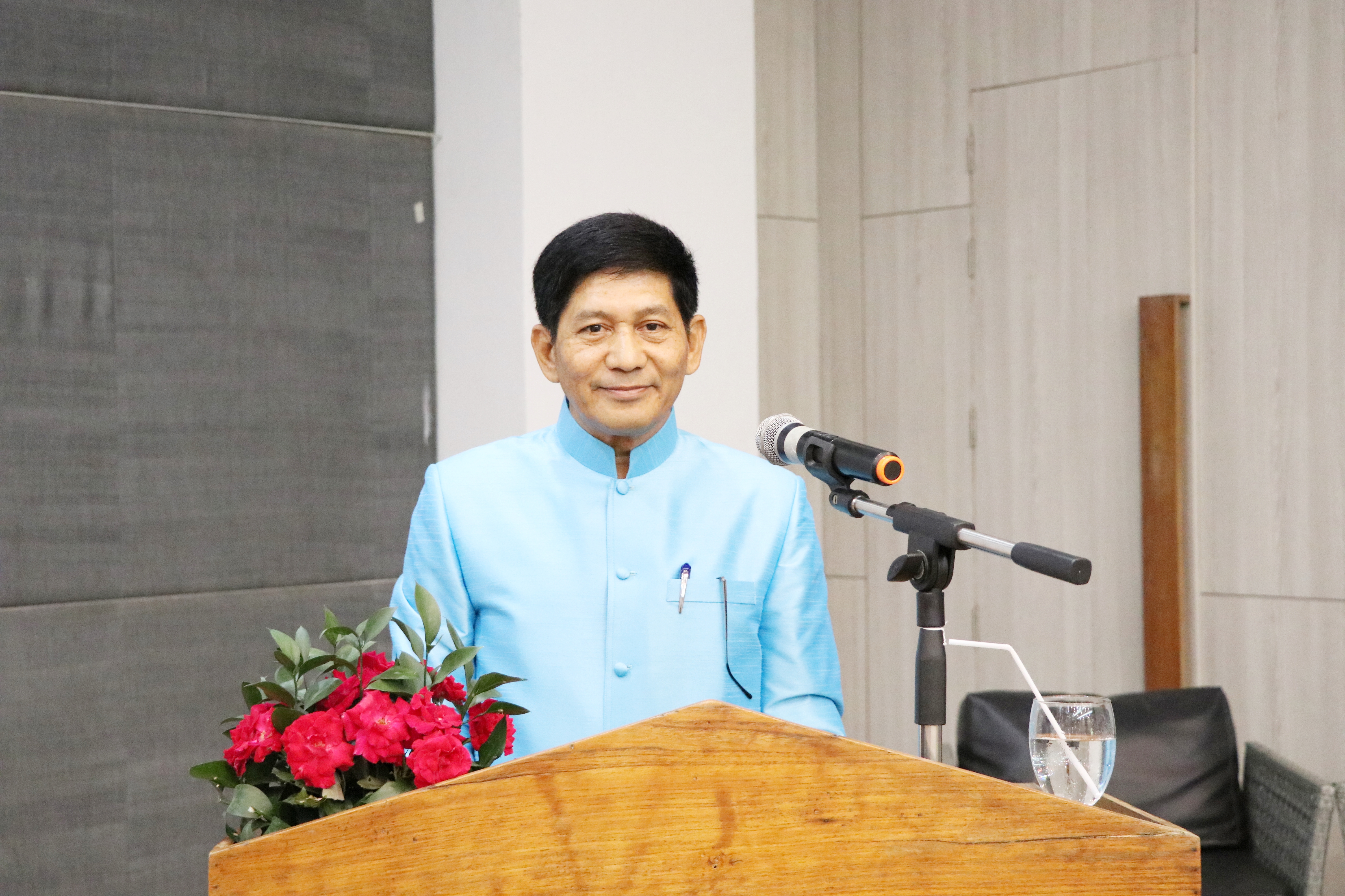 วันที่ 13 กันยายน 2561 เวลา 09.30 น. นายสุวิน พึ่งเงิน พัฒนาการจังหวัดสุโขทัย เป็นประธานการประชุมเชิงปฏิบัติการบริหารจัดการหนี้ค้างชำระกองทุนพัฒนาบทบาทสตรี เพื่อให้สมาชิกกองทุนฯมีความรู้ความเข้าใจในการบริหารจัดการหนี้ค้างชำระอย่างมีประสิทธิภาพ