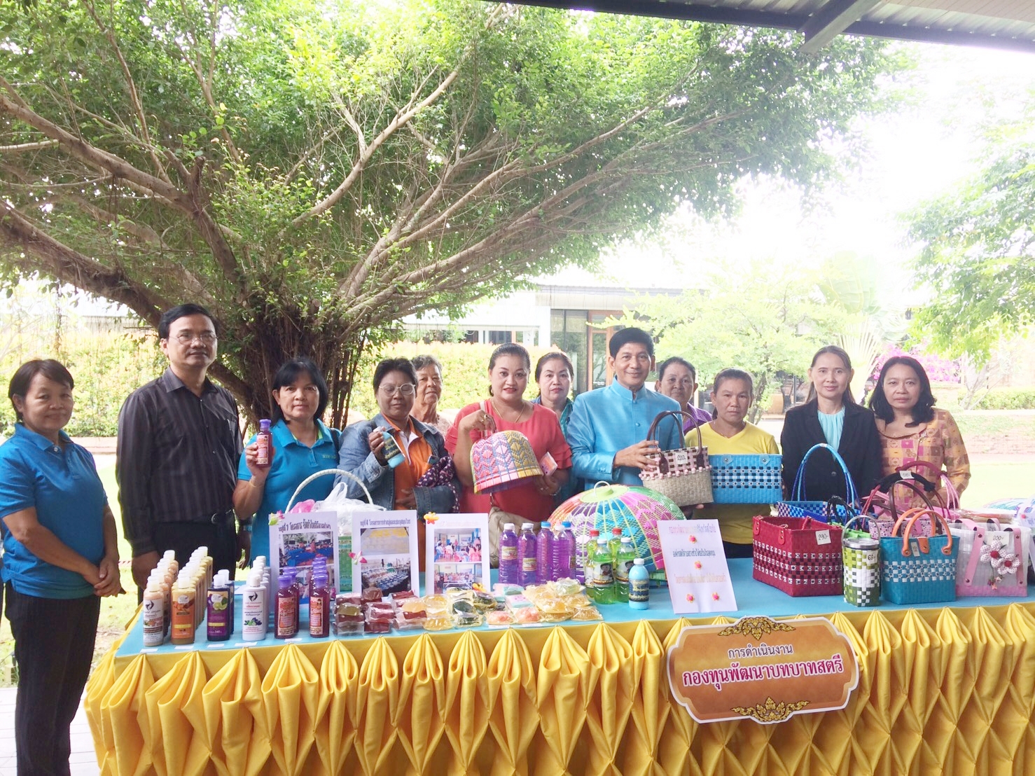 วันที่ 13 กันยายน 2561 เวลา 09.30 น. นายสุวิน พึ่งเงิน พัฒนาการจังหวัดสุโขทัย เป็นประธานการประชุมเชิงปฏิบัติการบริหารจัดการหนี้ค้างชำระกองทุนพัฒนาบทบาทสตรี เพื่อให้สมาชิกกองทุนฯมีความรู้ความเข้าใจในการบริหารจัดการหนี้ค้างชำระอย่างมีประสิทธิภาพ