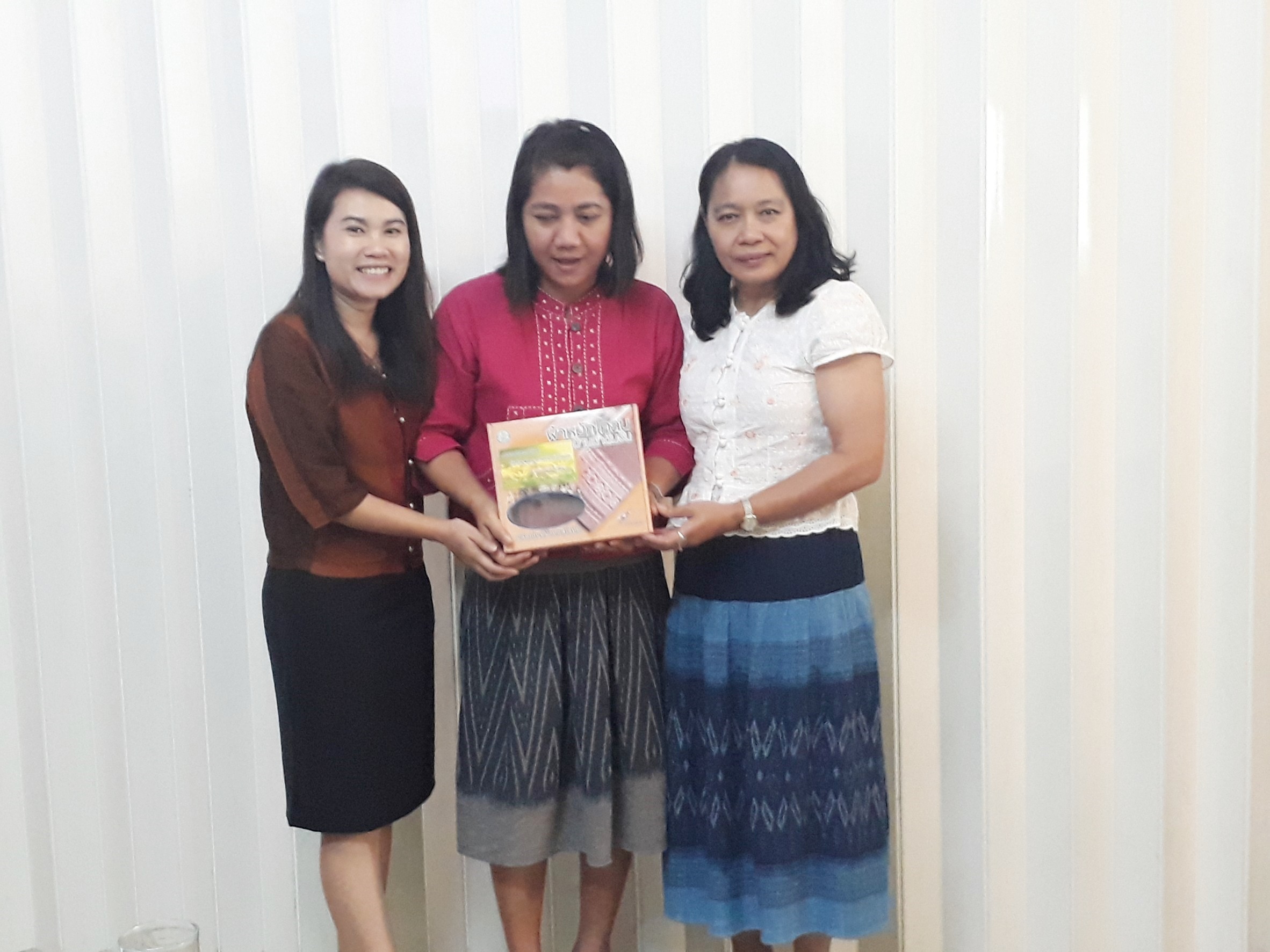 “ชื่นชม ยินดี กับท่านพัฒนาการอำเภอ (ชำนาญการพิเศษ) ป้ายแดง”