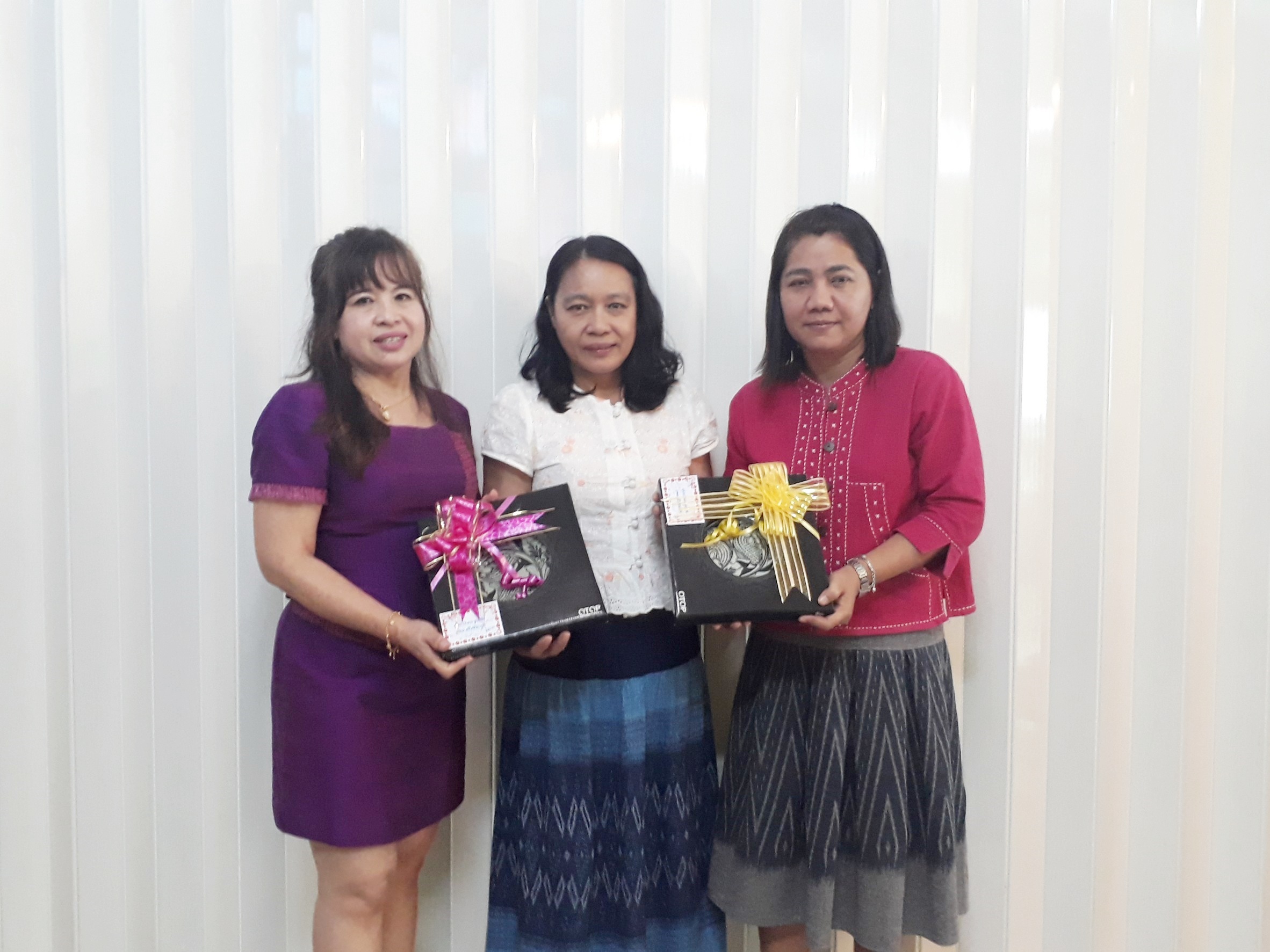 “ชื่นชม ยินดี กับท่านพัฒนาการอำเภอ (ชำนาญการพิเศษ) ป้ายแดง”