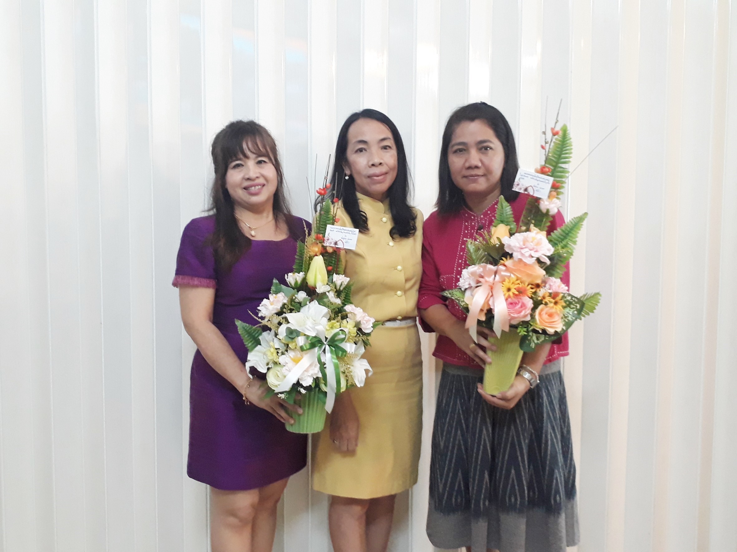 “ชื่นชม ยินดี กับท่านพัฒนาการอำเภอ (ชำนาญการพิเศษ) ป้ายแดง”