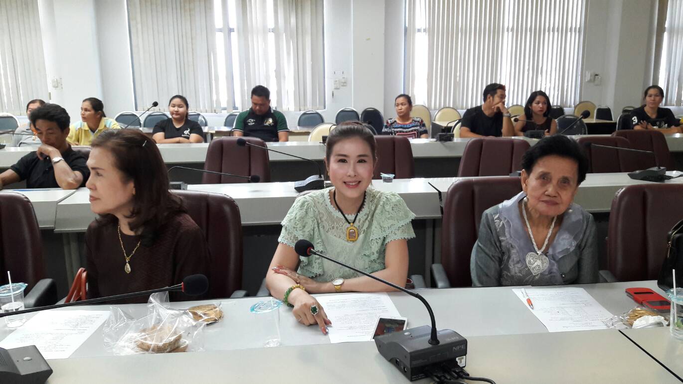 การประชุมผู้ผลิต ประกอบการ OTOP จังหวัดสุโขทัย