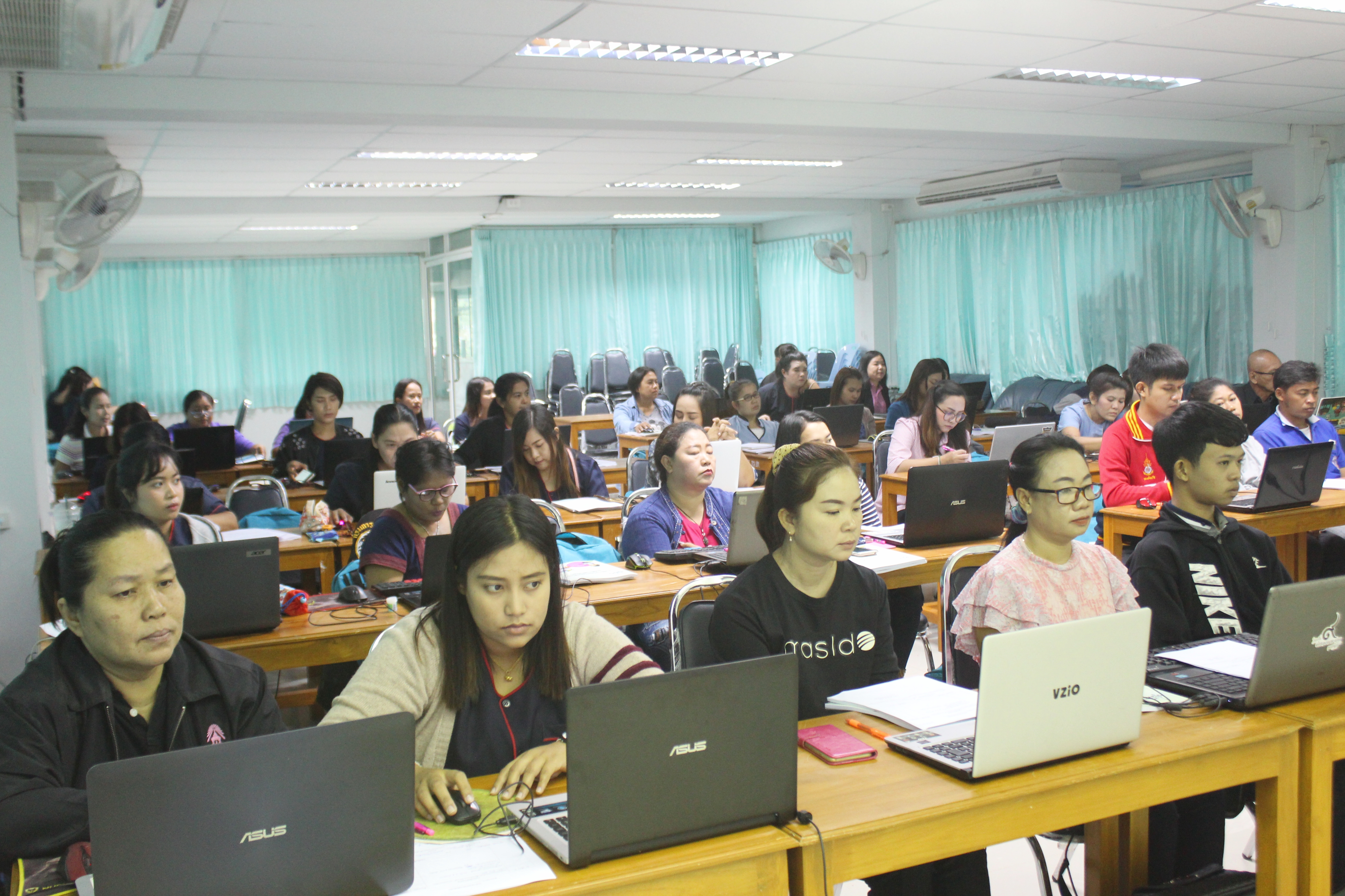 “สำนักงานพัฒนาชุมชนจังหวัดสุโขทัย ฝึกอบรมผู้บันทึกข้อมูล จปฐ.ปี 2562 รุ่นที่ 1”