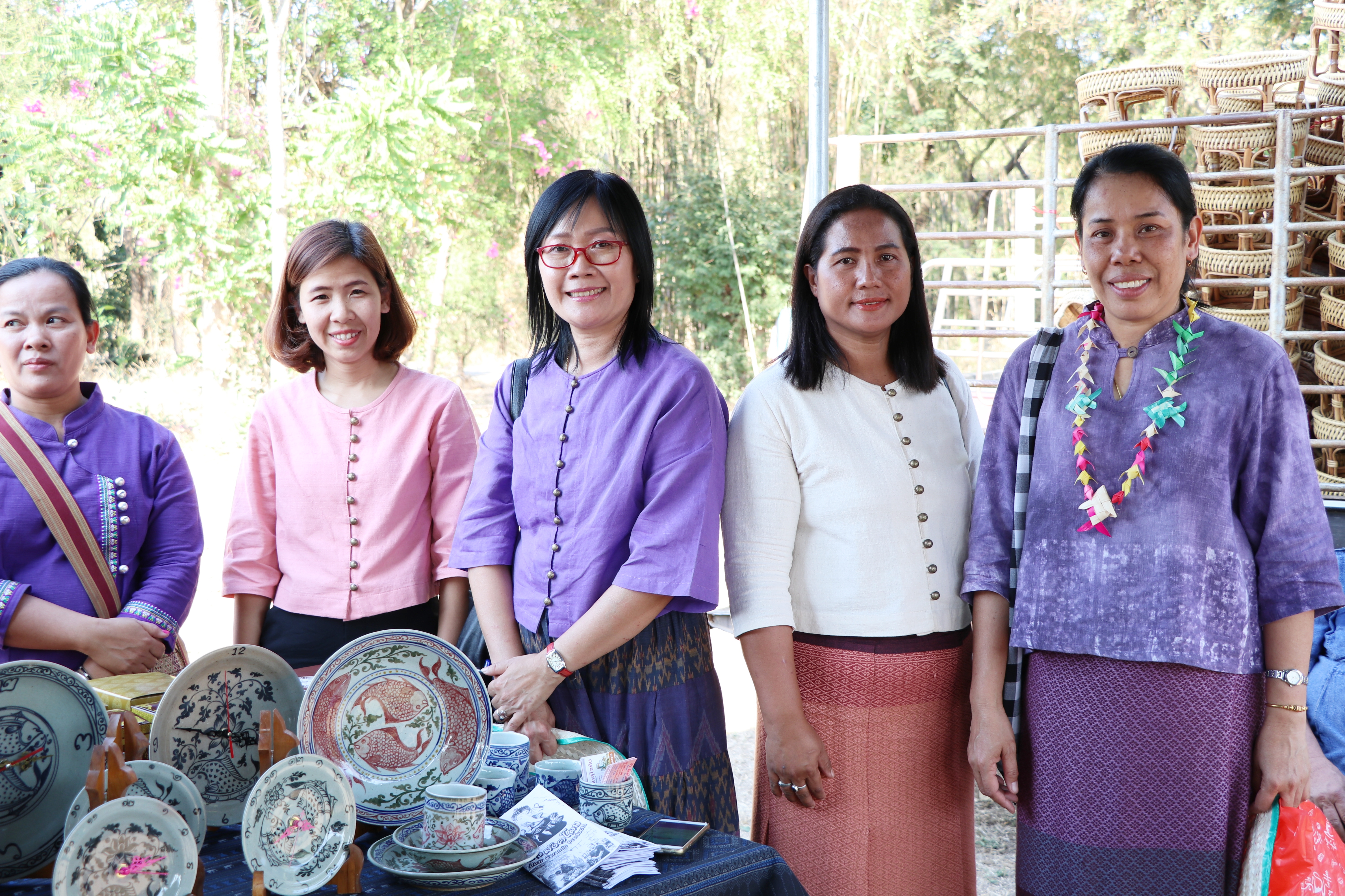 นายสุวิน  พึ่งเงิน พัฒนาการจังหวัดสุโขทัย เป็นประธานพิธีเปิดกิจกรรมเชื่อมโยงเส้นทางการท่องเที่ยวหลัก บ้านเมืองเก่า ม.3 ต.เมืองเก่า อ.เมืองสุโขทัย จ.สุโขทัย