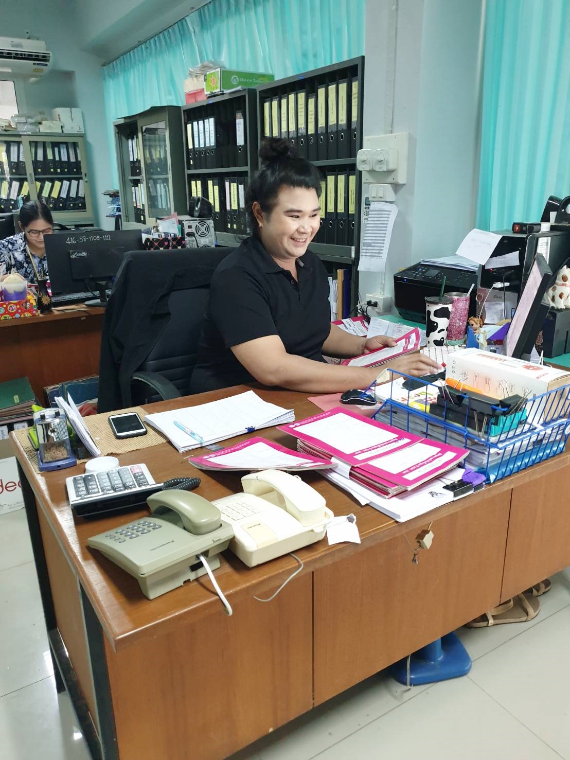 วันที่ 27 มีนาคม 2562 นางสาววารี ทับทองหลาง หัวหน้ากลุ่มงานสารสนเทศฯ นางลำพา สุขเกษม หัวหน้าฝ่ายอำนวยการ และคณะฯ ลงพื้นที่อำเภอเมืองสุโขทัย จ.สุโขทัย เพื่อตรวจติดตาม การบริหารการจัดเก็บข้อมูล จปฐ.ปีงบประมาณ 2562