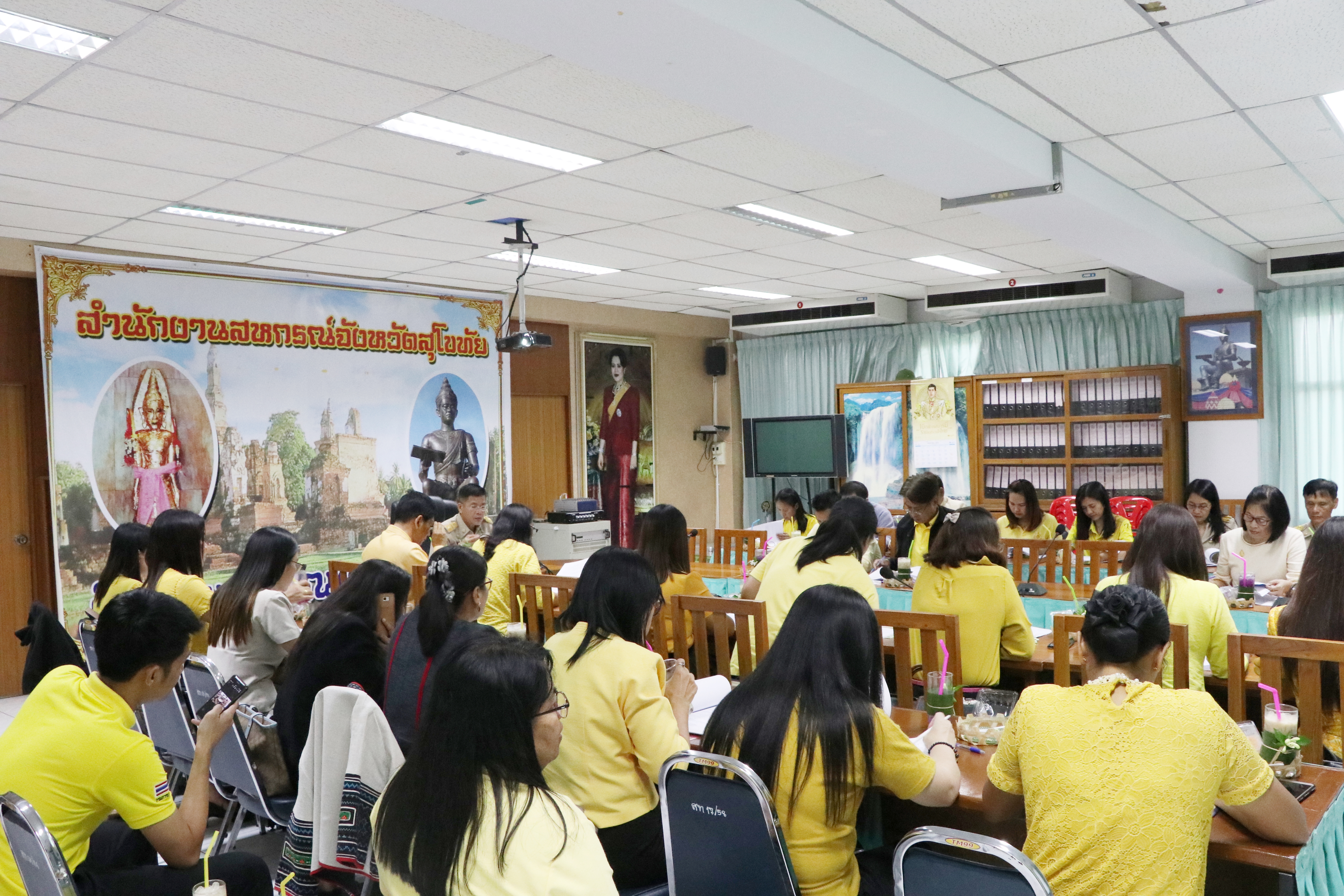 วันที่ 24 มิถุนายน 2562 เวลา 13.00 น. นายสุชาติ ทีคะสุข รองผู้ว่าราชการจังหวัดสุโขทัย เป็นประธานการประชุมคณะทำงานบริหารการจัดเก็บข้อมูลเพื่อการพัฒนาชุมชน ระดับจังหวัดสุโขทัย ครั้งที่ 3/2562