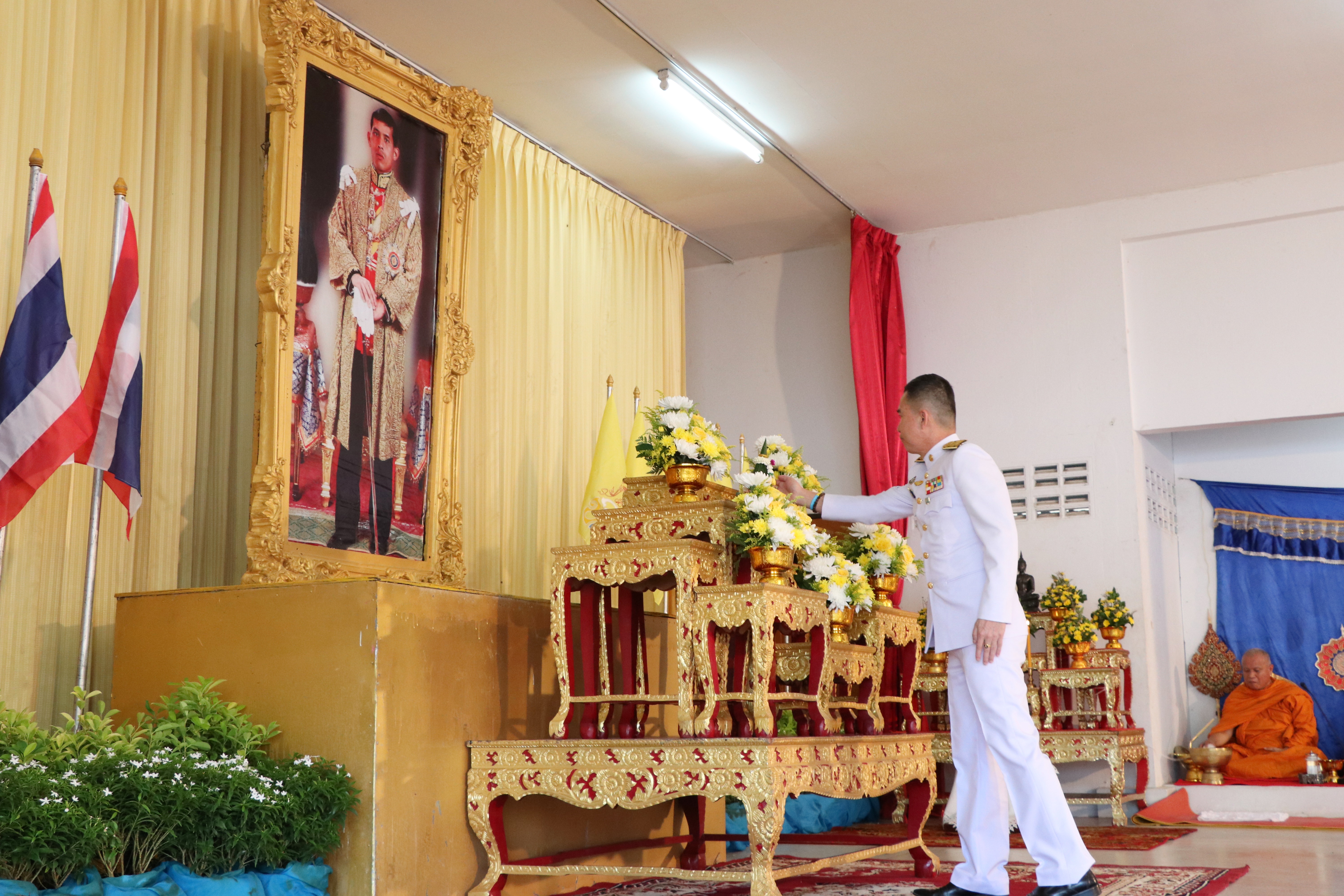 นที่ 28 กรกฎาคม 2562  เวลา 07.00 น. นายสุวิน พึ่งเงิน พัฒนาการจังหวัดสุโขทัย นำข้าราชการสำนักงานพัฒนาชุมชนจังหวัดสุโขทัย ร่วมกิจกรรมเนื่องในโอกาสวันเฉลิมพระชนมพรรษา 67 พรรษา 28 กรกฎาคม 2562 พระบาทสมเด็จพระปรเมนทรรามาธิบดีศรีสินทรมหาวชิราลงกรณฯ พระวชิรเกล้าเจ้าอยู่หัว ณ ศาลาเอนกประสงค์ ศาลากลางจังหวัดสุโขทัย