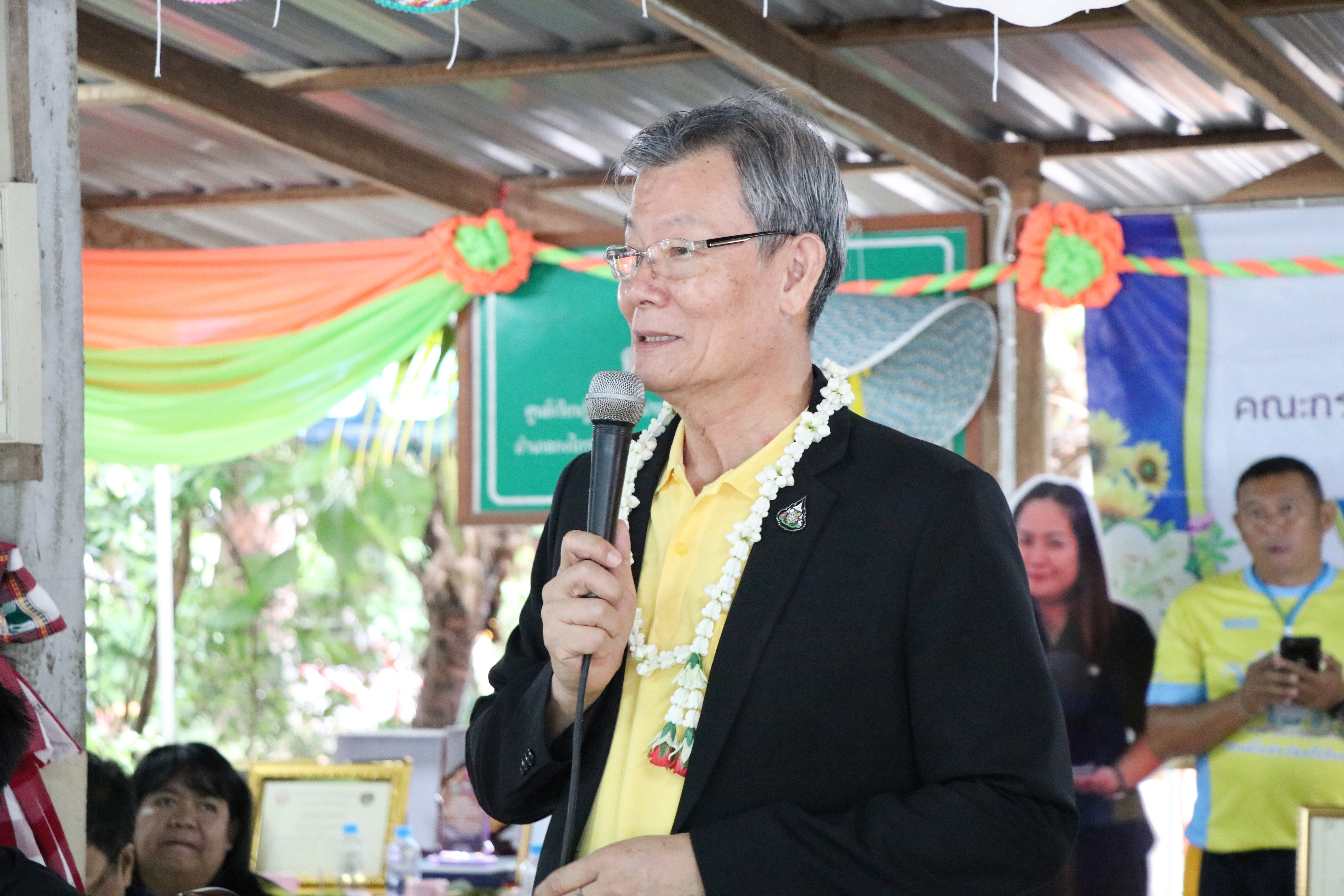 “ผู้ตรวจราชการกรมการพัฒนาชุมชน เขตตรวจฯ 17,18 ลงพื้นที่คัดเลือกข้าราชการและกิจกรรมพัฒนาชุมชนดีเด่น  กรมการพัฒนาชุมชน ประจำปี 2562 กิจกรรมวันที่ 2 จังหวัดสุโขทัย“