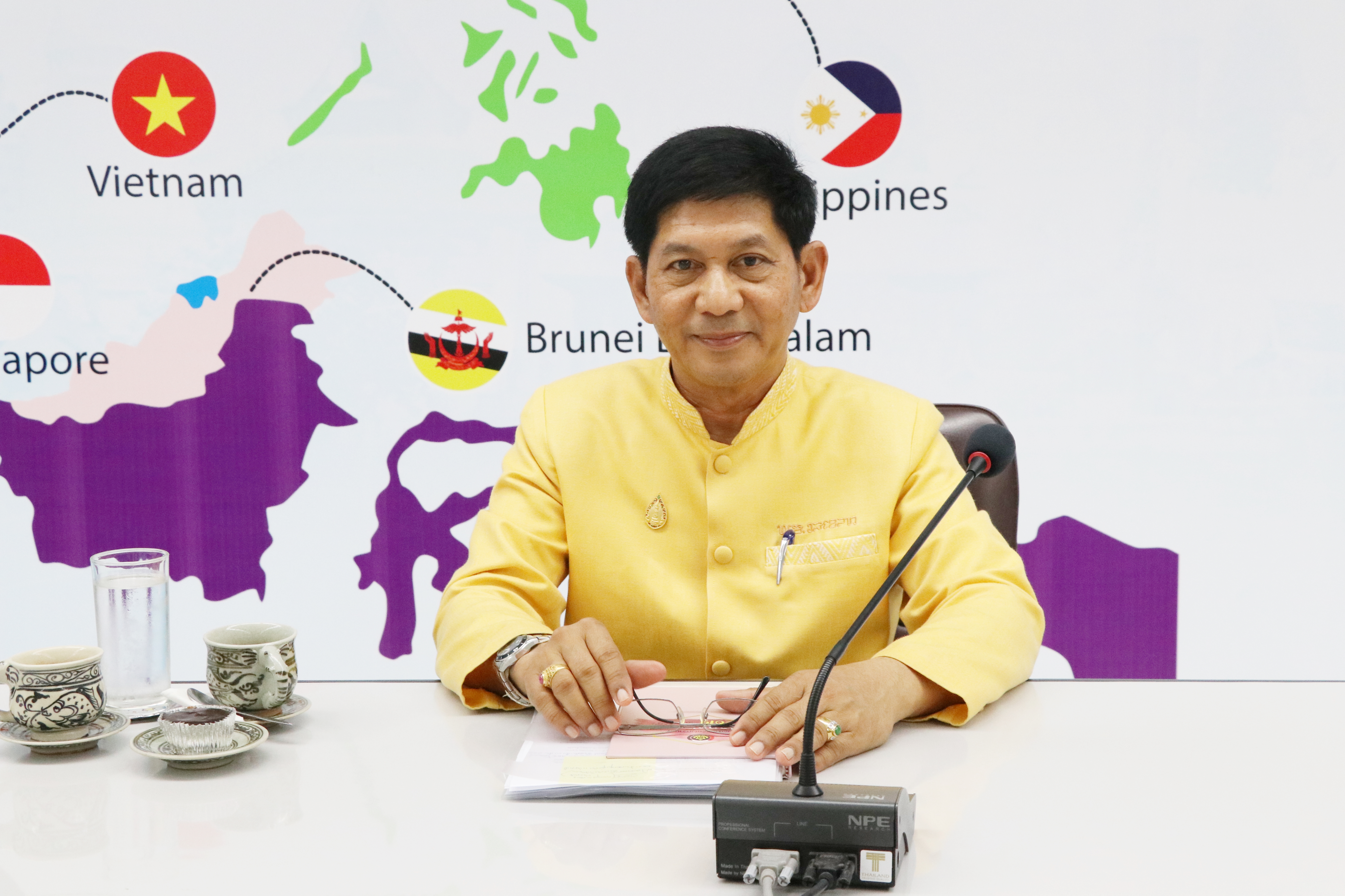 วันที่ 10 กรกฏาคม 2562 เวลา 13.30 น. นายสุวิน พึ่งเงิน พัฒนาการจังหวัดสุโขทัย เป็นประธานเปิดการประชุมการตรวจติดตามของคณะการจัดเก็บข้อมูลในพื้นที่ตามโครงการประเมินผลการดำเนินงานกรมการพัฒนาชุมชน ประจำปี 2562 ณ ห้องประชุมคีรีมาศ ชั้น 4 ศาลากลางจังหวัดสุโขทัย