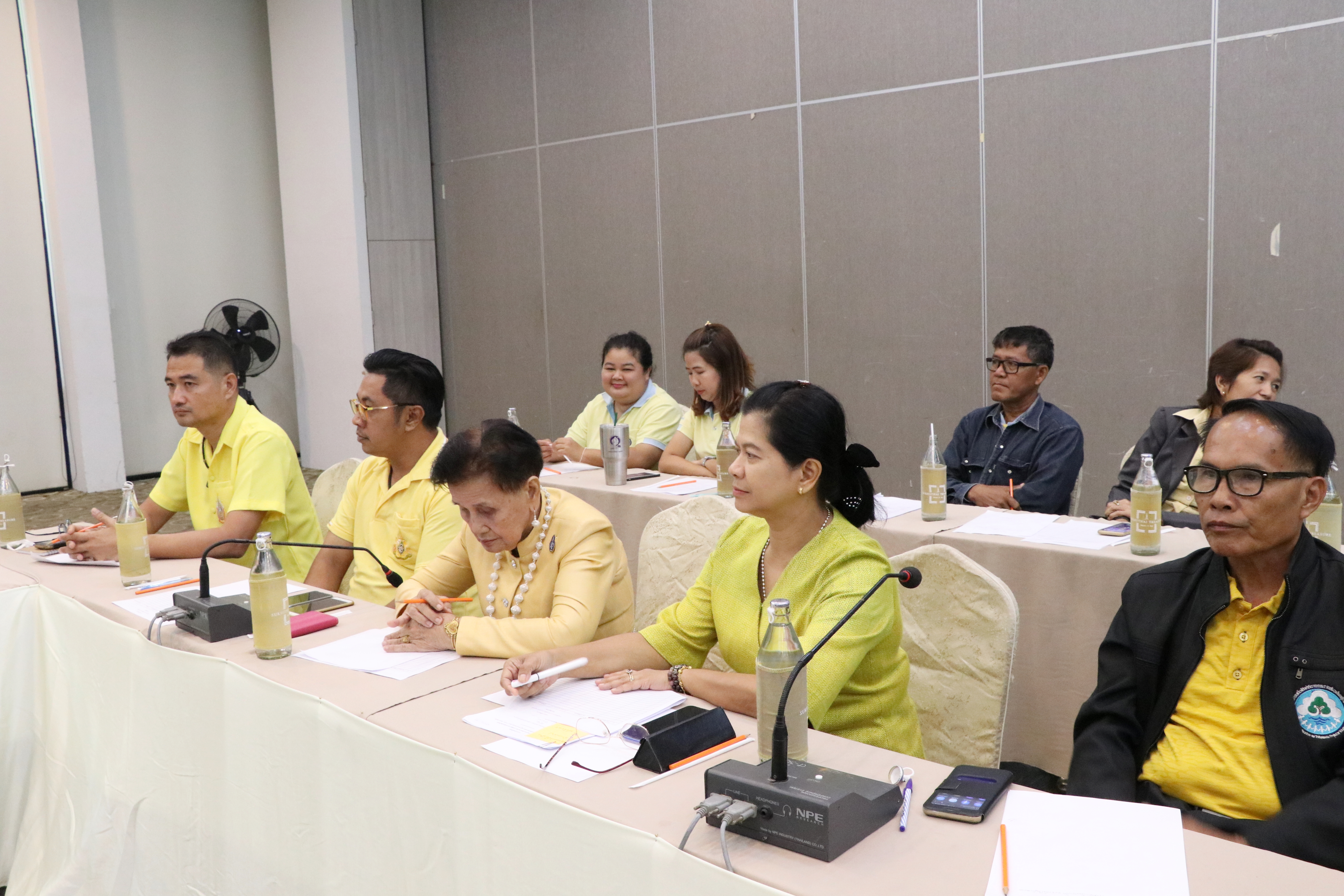 วันที่ 25 กรกฎาคม 2562 เวลา 10.00 น. นายสุวิน  พึ่งเงิน พัฒนาการจังหวัดสุโขทัย เป็นประธานเปิดการประชุมกลไกการขับเคลื่อนการจัดแสดงและจำหน่ายผลิตภัณฑ์ OTOP ตามโครงการ OTOP เคลื่อนที่ (OTOP Mobile) จังหวัดสุโขทัย ณ โรงแรมเทรเชอร์ รีสอร์ทแอนด์สปา อำเภอเมืองสุโขทัย จังหวัดสุโขทัย