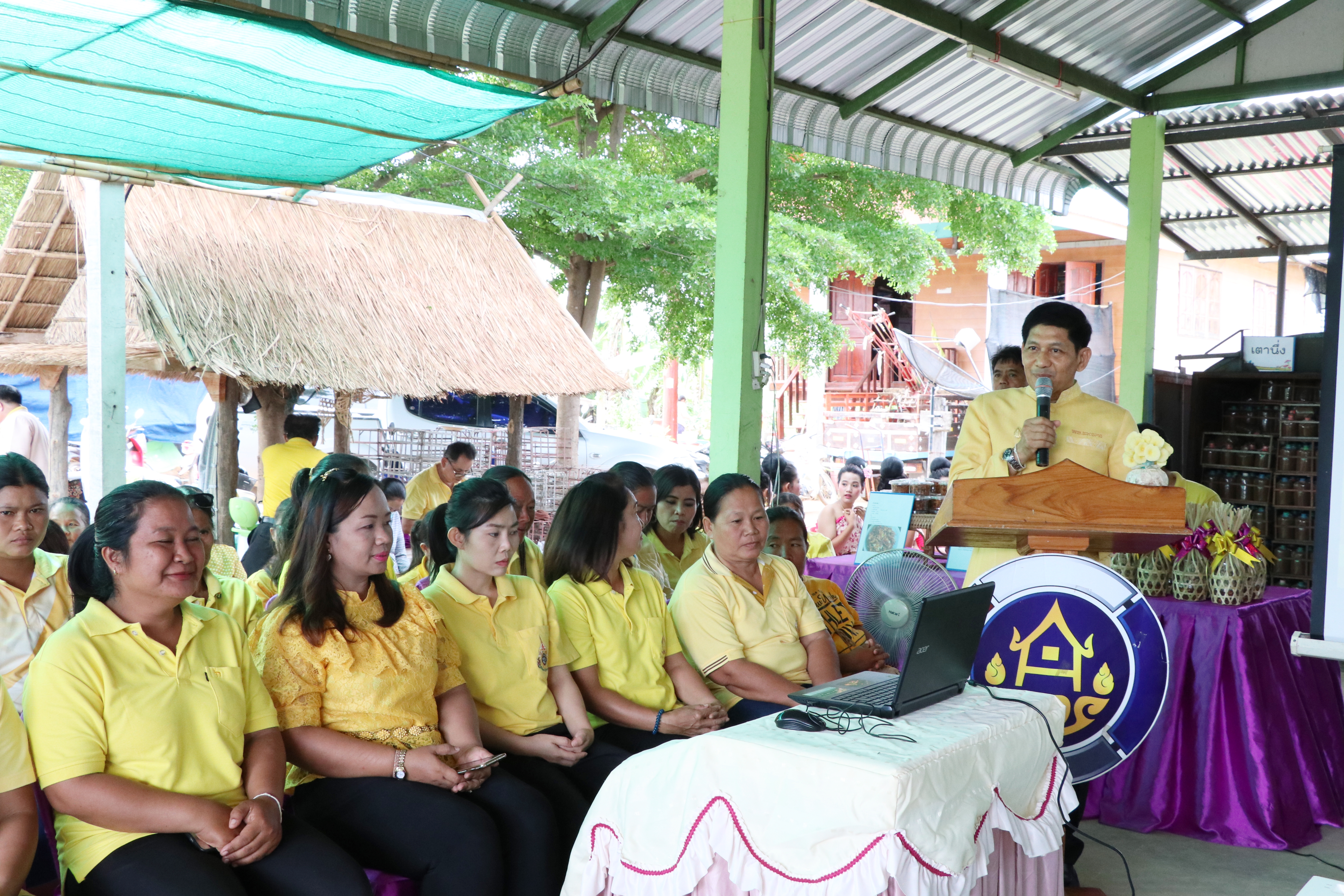 วันที่ 4 กรกฎาคม 2562 เวลา 09.00 น. นายไพบูลย์ บูรณสันติ ผู้ตรวจราชการกรมการพัฒนาชุมชน เขตตรวจราชการ ที่ 17,18 พร้อมด้วยคณะกรรมการตรวจติดตามคัดเลือกฯ ประจำปี 2562 ลงพื้นที่พิจารณาคัดเลือกกิจกรรมกลุ่มอาชีพกองทุนพัฒนาบทบาทสตรีดีเด่น (กลุ่มเพาะเห็ดนางฟ้า) หมู่ 6 ต.นาทุ่ง อ.สวรรคโลก จังหวัดสุโขทัย