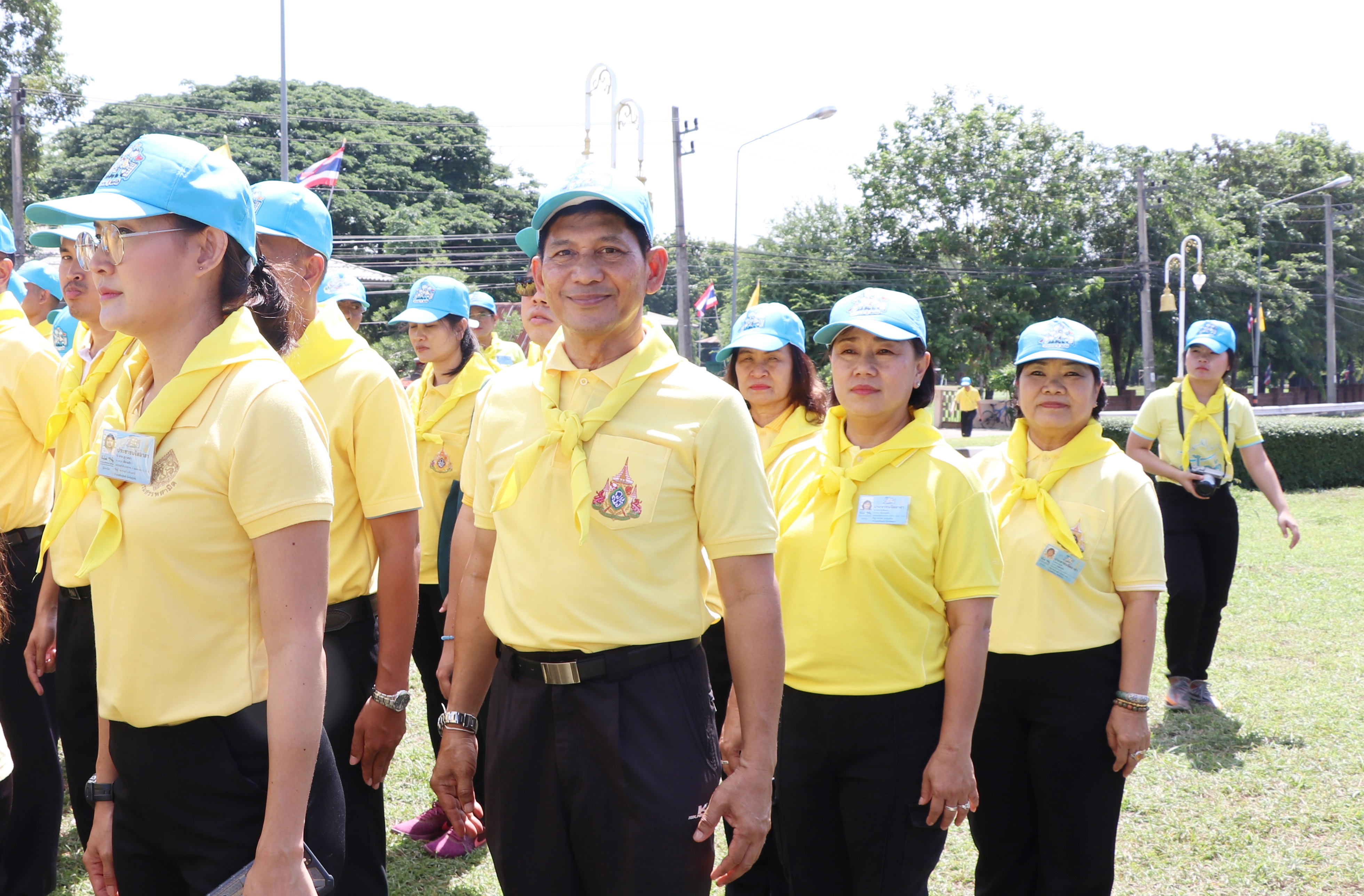 นที่ 28 กรกฎาคม 2562  เวลา 10.00 น. นายสุวิน พึ่งเงิน พัฒนาการจังหวัดสุโขทัย เข้าร่วมกิจกรรมบำเพ็ญสาธารณประโยชน์ของประชาชนจิตอาสาพระราชทาน 904 วปร.และพิธีเปิดป้ายโครงการ 1 จังหวัด 1 ถนนเฉลิมพระเกียรติจังหวัดสุโขทัย เนื่องในโอกาสมหามงคลพระราชพิธีบรมราชาภิเษก พ.ศ.2562 ณ บริเวณแยกบ้านนา ถนนทางหลวงหมายเลข 12 ต.เมืองเก่า อ.เมืองสุโขทัย จ.สุโขทัย