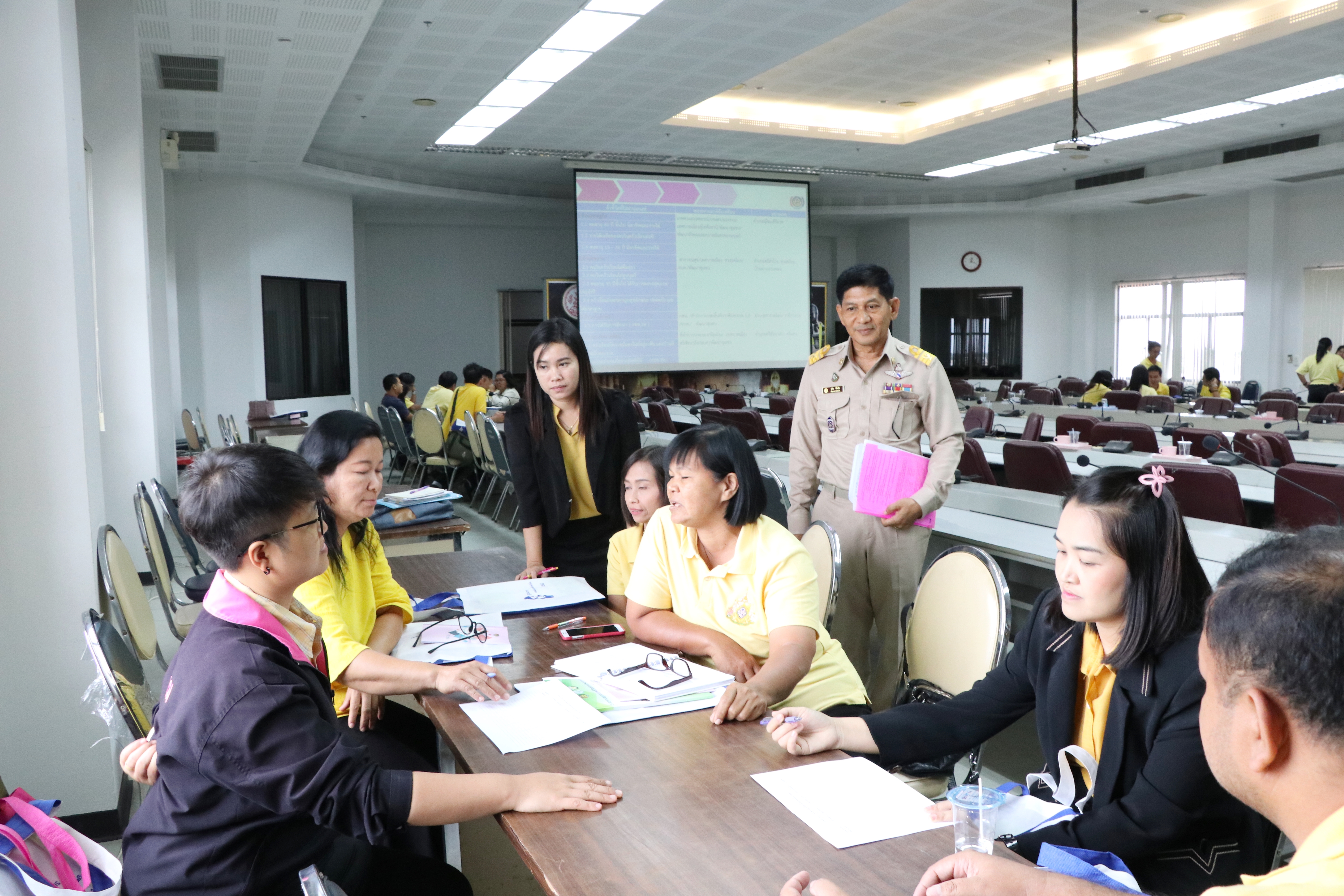 นที่ 23 กรกฎาคม 2562 เวลา 11.00 น. นายสุชาติ ทีคะสุข รองผู้ว่าราชการจังหวัดสุโขทัย เป็นประธานการประชุมเชิงปฏิบัติการบูรณาการแผนงานพัฒนาคุณภาพชีวิตของประชาชน ระดับจังหวัด เพื่อส่งเสริมการใช้ประโยชน์ข้อมูลเพื่อการพัฒนาชุมชน ในการพัฒนาคุณภาพชีวิตแก่ภาคีการพัฒนา ระดับจังหวัด