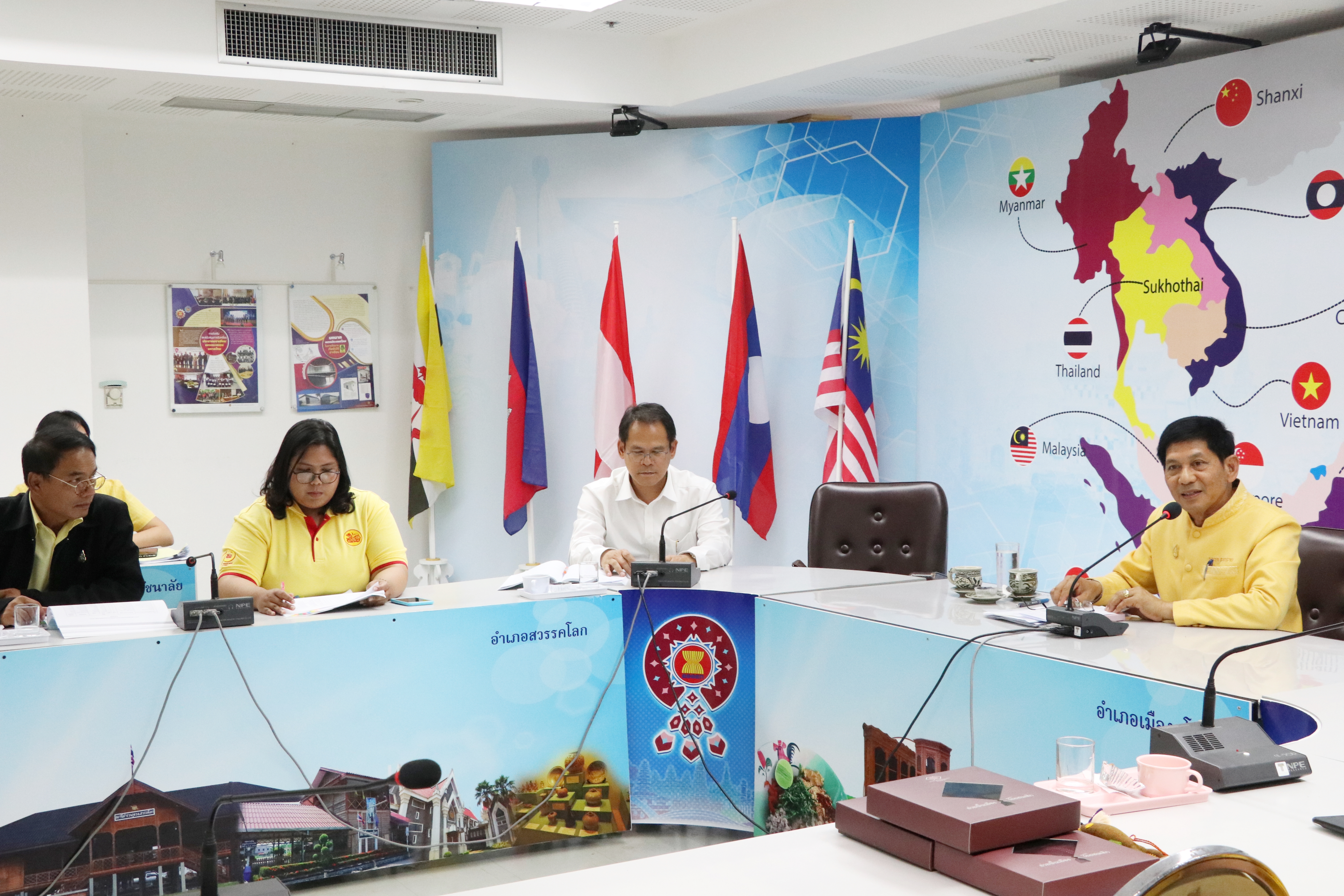 วันที่ 10 กรกฏาคม 2562 เวลา 13.30 น. นายสุวิน พึ่งเงิน พัฒนาการจังหวัดสุโขทัย เป็นประธานเปิดการประชุมการตรวจติดตามของคณะการจัดเก็บข้อมูลในพื้นที่ตามโครงการประเมินผลการดำเนินงานกรมการพัฒนาชุมชน ประจำปี 2562 ณ ห้องประชุมคีรีมาศ ชั้น 4 ศาลากลางจังหวัดสุโขทัย