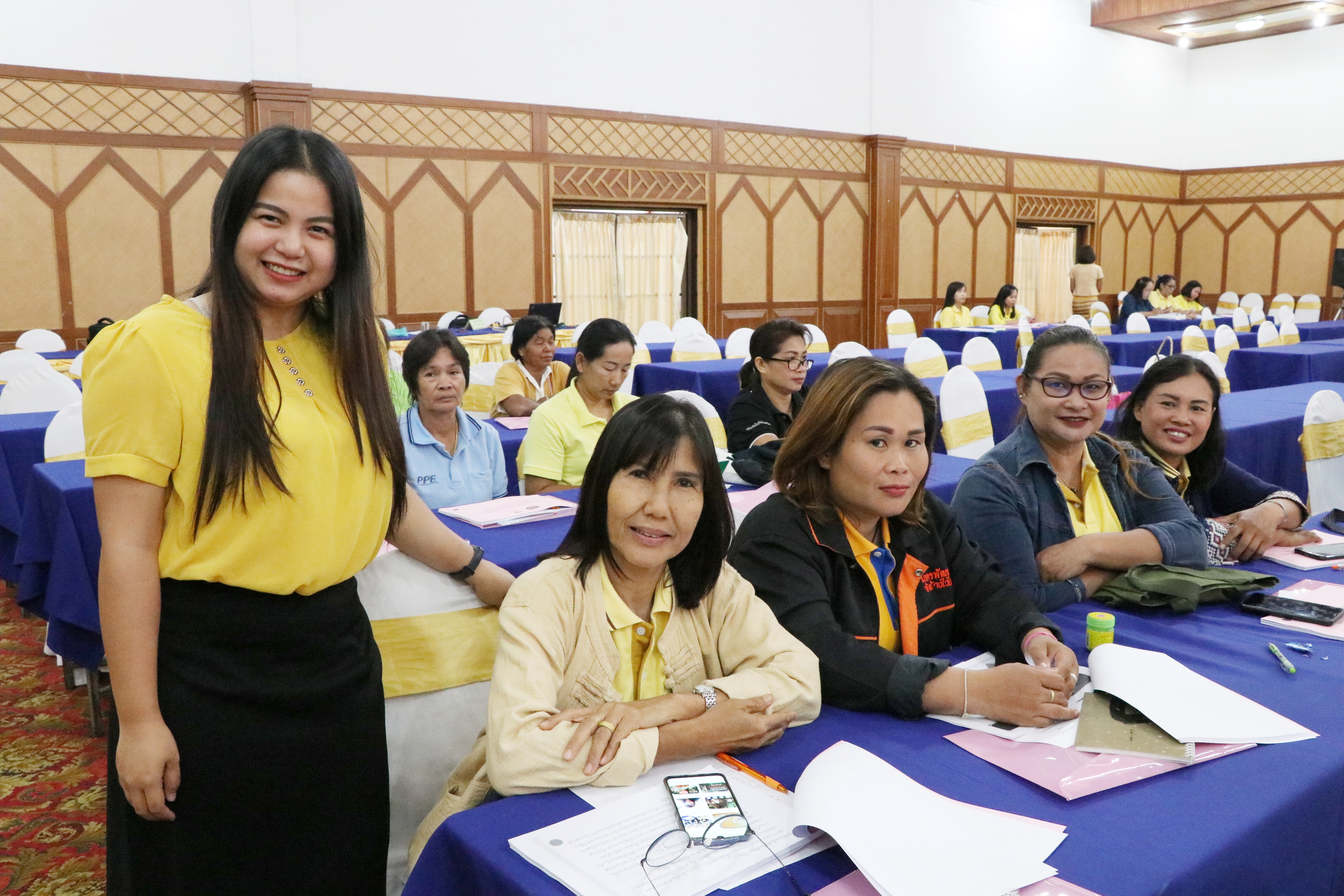 วันที่ 19 กรกฏาคม 2562 เวลา 09.30 น. นายสุวิน พึ่งเงิน พัฒนาการจังหวัดสุโขทัย เป็นประธานเปิดการประชุมเชิงปฏิบัติการบริหารจัดการหนี้ค้างชำระกองทุนพัฒนาบทบาทสตรีจังหวัดสุโขทัย ณ โรงแรมไพลิน อำเภอเมืองสุโขทัย จังหวัดสุโขทัย