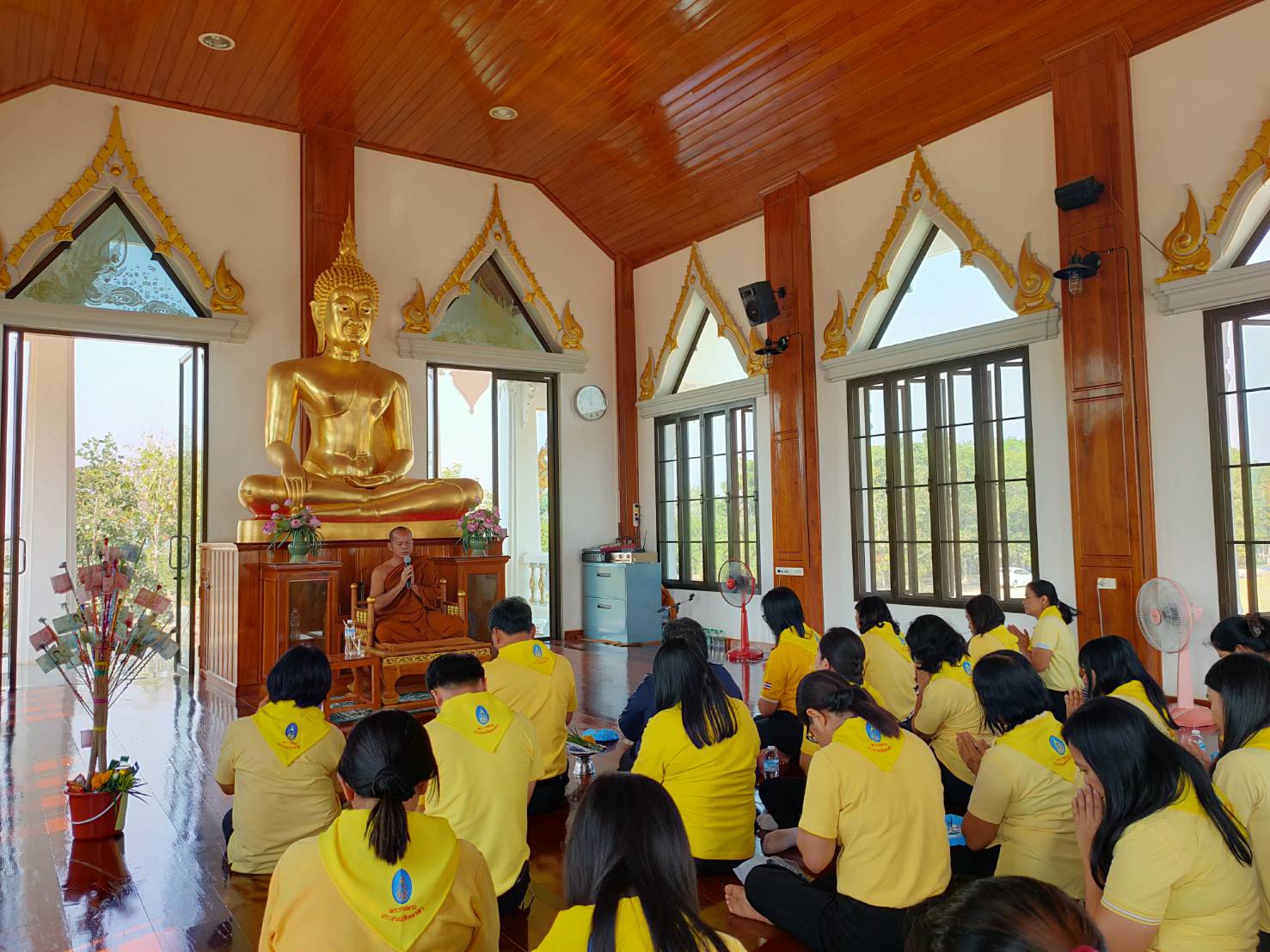 พช.สุโขทัย จัดโครงการ“เสริมสร้างวินัย จริยธรรม ข้าราชการพัฒนาชุมชน สู่องค์กรคุณธรรม บนวิถี “บวร” (บ้าน/วัด/ราชการ