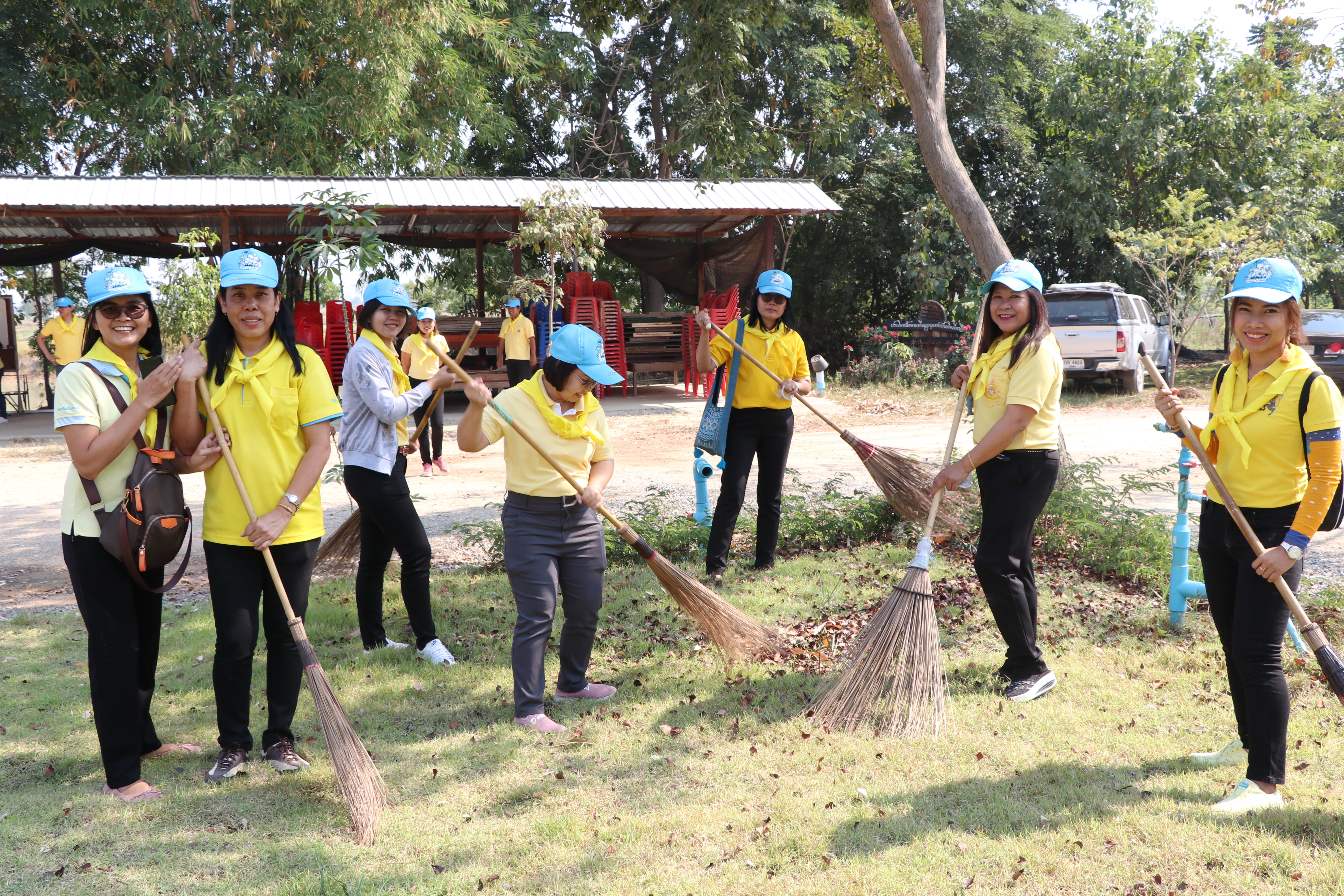 พช.สุโขทัย จัดโครงการ“เสริมสร้างวินัย จริยธรรม ข้าราชการพัฒนาชุมชน สู่องค์กรคุณธรรม บนวิถี “บวร” (บ้าน/วัด/ราชการ