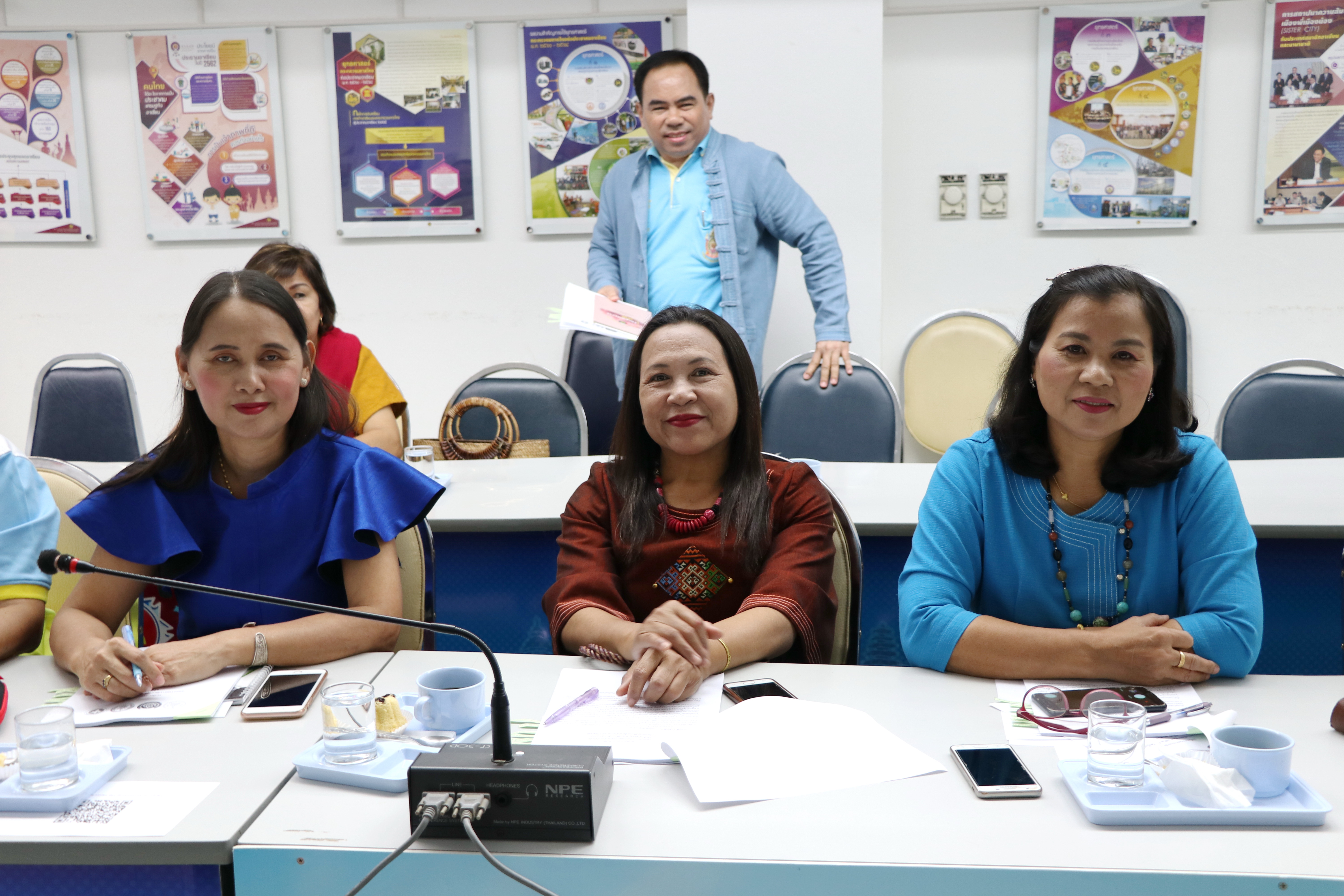 สุโขทัยแถลงข่าว และประชุมวางแผนบูรณาการหน่วยงานทำโครงการ “สุโขทัยเมืองผาสุก” ในการแก้ไขปัญหาความยากจน วางเป้าหมายเป็นของขวัญปีใหม่ 2563 จำนวน 200 ครัวเรือน และทุกครัวเรือนที่มีปัญหา ต้องได้รับการดูแล และแก้ไขปัญหา