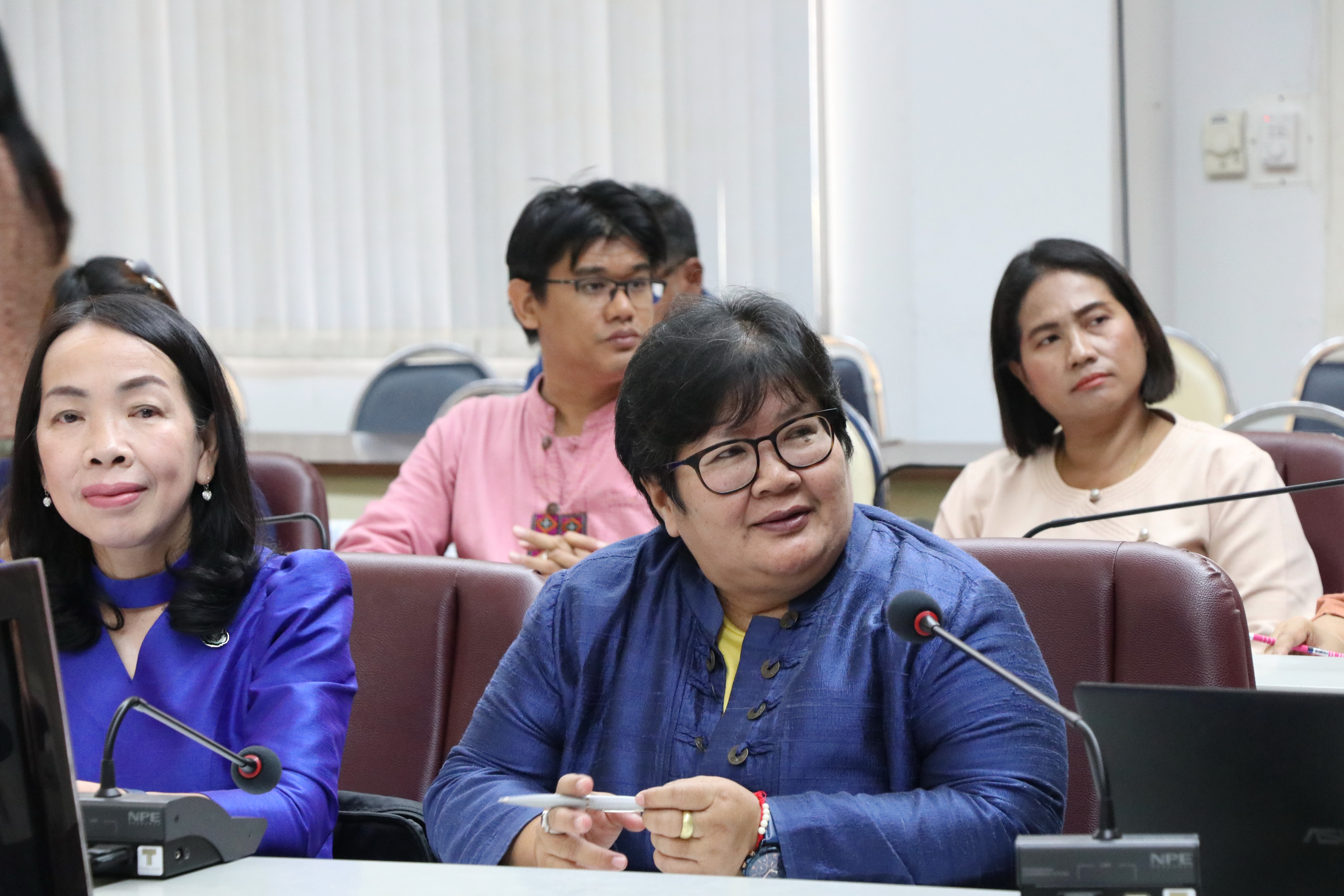 จังหวัดสุโขทัยขับเคลื่อนการประเมินส่วนราชการตามมาตรการปรับปรุงประสิทธิภาพในการปฏิบัติราชการ ตัวชี้วัดการประเมินผลการปฏิบัติราชการ กรมการพัฒนาชุมชน ประจำปีงบประมาณ พ.ศ. 2563