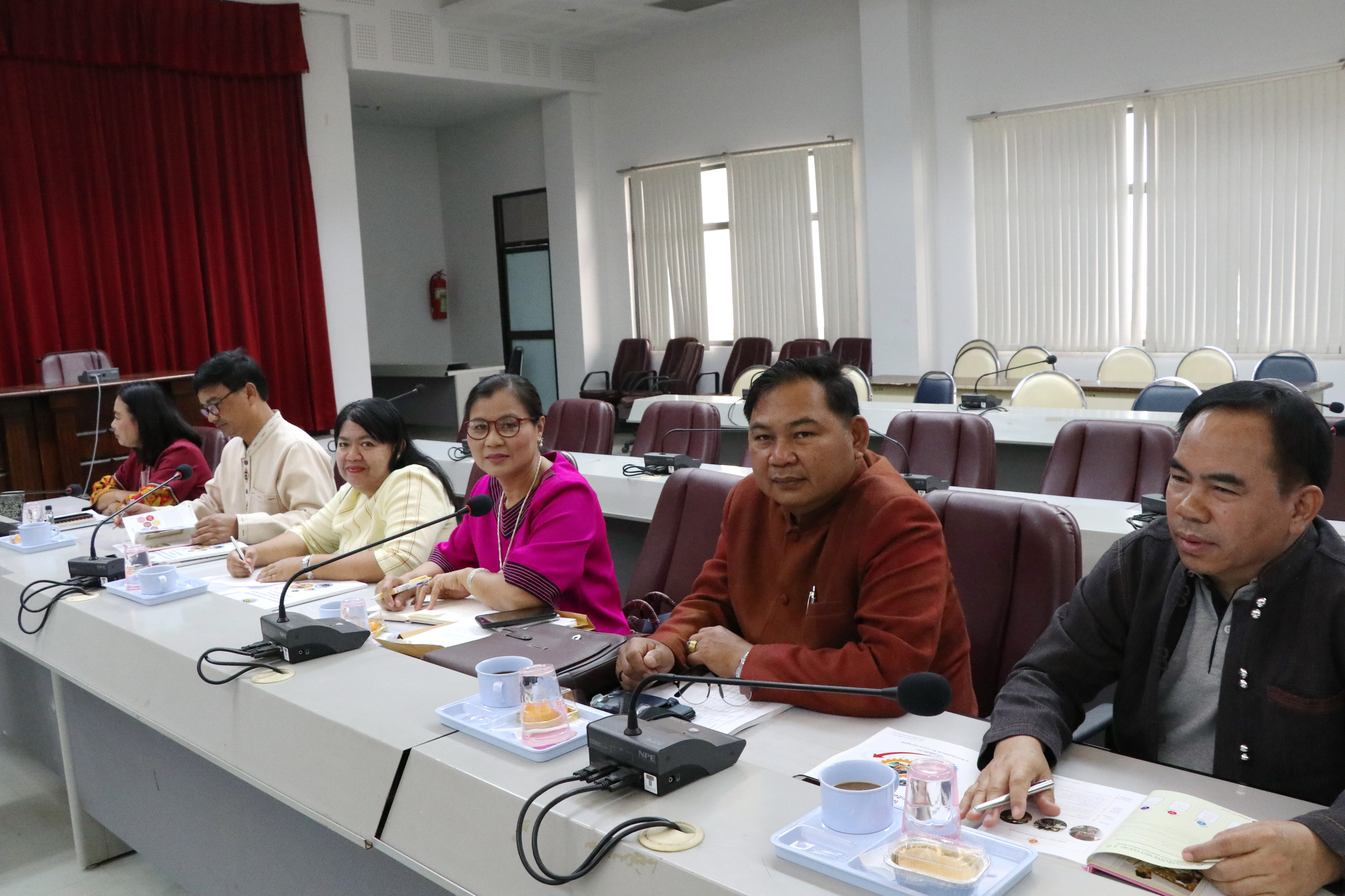 จังหวัดสุโขทัยขับเคลื่อนการประเมินส่วนราชการตามมาตรการปรับปรุงประสิทธิภาพในการปฏิบัติราชการ ตัวชี้วัดการประเมินผลการปฏิบัติราชการ กรมการพัฒนาชุมชน ประจำปีงบประมาณ พ.ศ. 2563