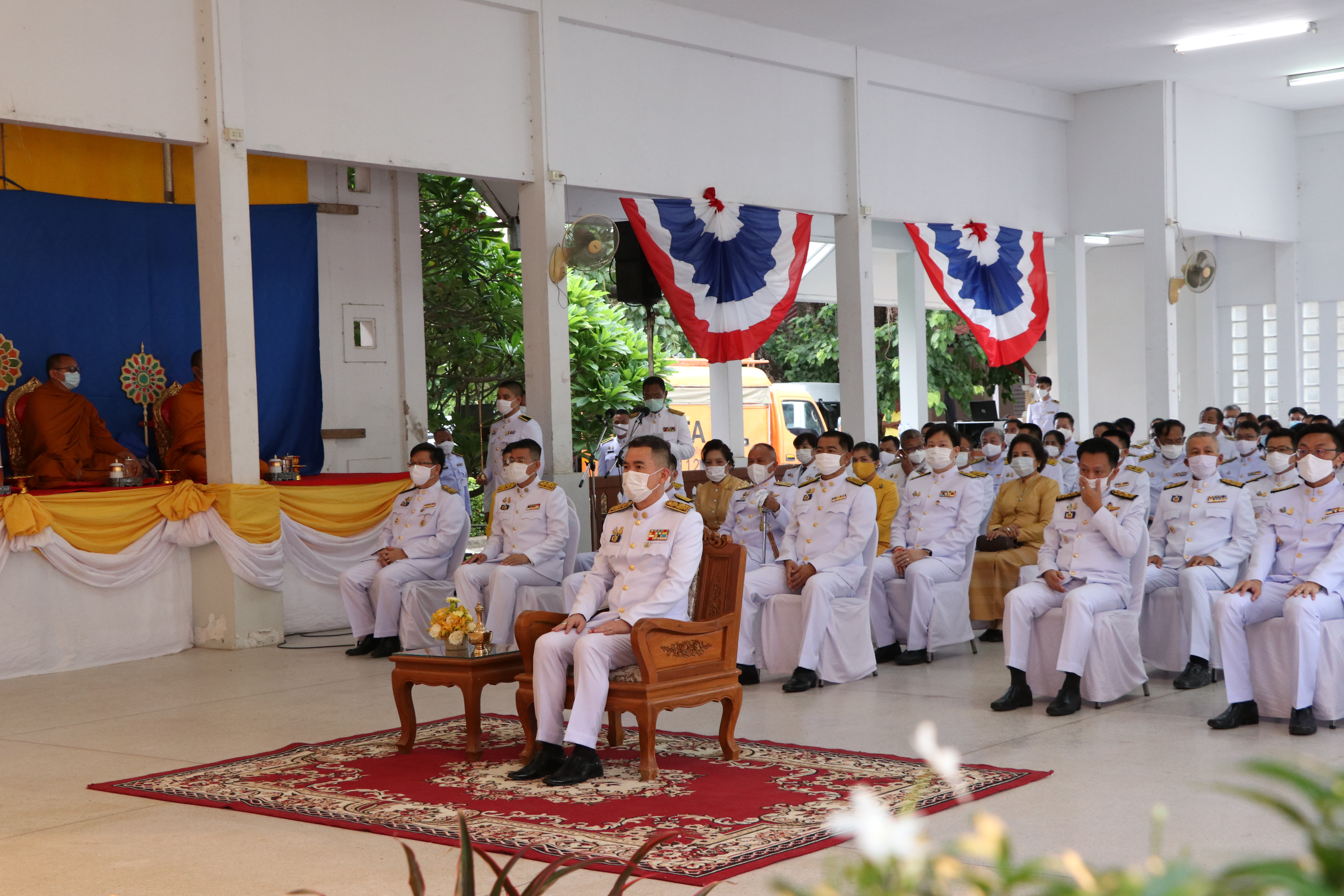 วันที่ 28 กรกฎาคม 2563 เวลา 07.00 น. นายธวัช ใสสม พัฒนาการจังหวัดสุโขทัย นำข้าราชการ พนักงาน ลูกจ้าง สำนักงานพัฒนาชุมชนจังหวัดสุโขทัย เข้าร่วมกิจกรรมเฉลิมพระเกียรติพระบาทสมเด็จพระเจ้าอยู่หัว เนื่องในโอกาสวันเฉลิมพระชนมพรรษา 28 กรกฎาคม 2563 ณ ศาลาเอนกประสงค์ ศาลากลางจังหวัดสุโขทัย