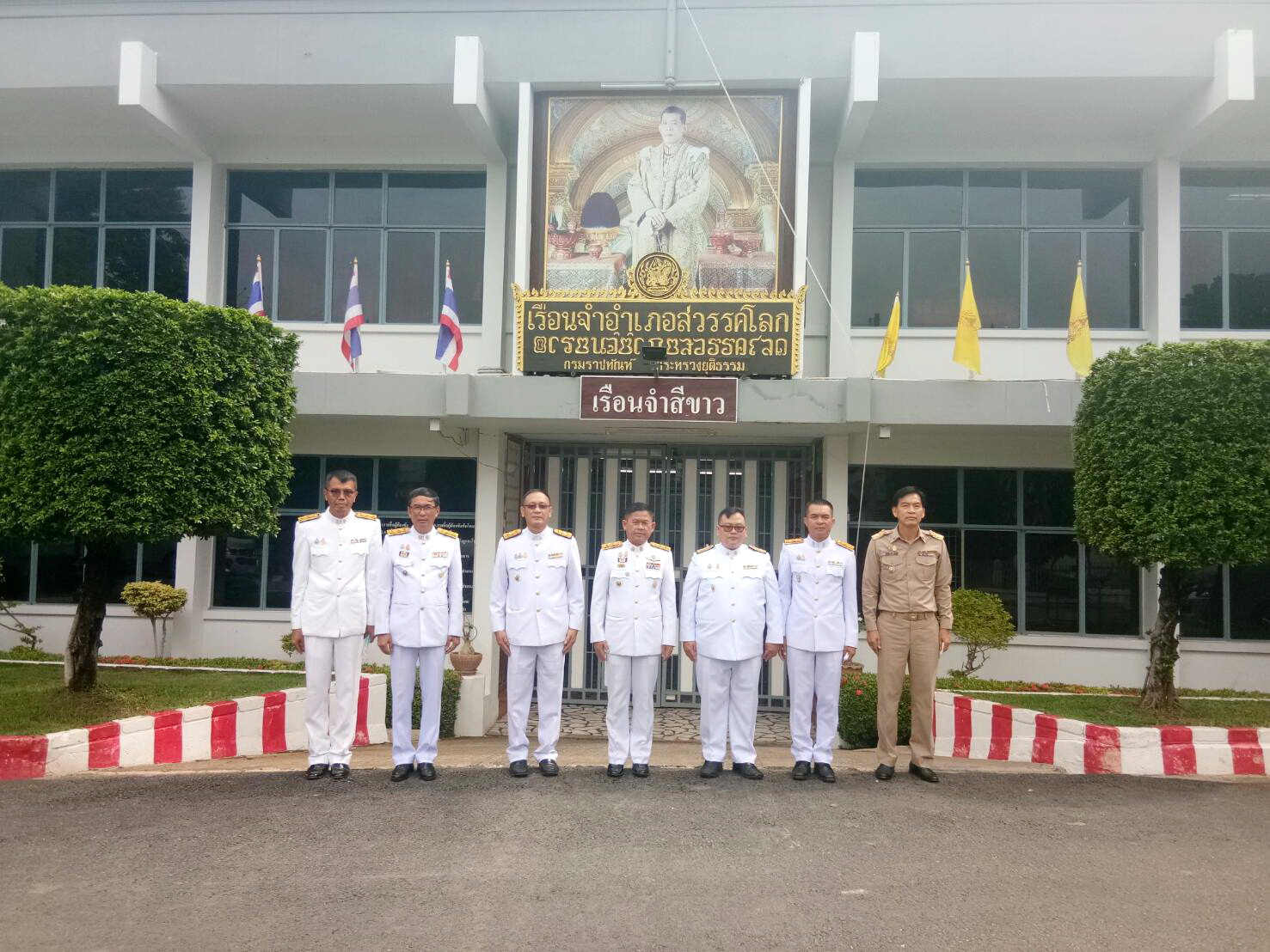 วันที่ 15 กันยายน 2563 เวลา 09.00 น. นายณรงค์ศักดิ์ หอมมาลัย รองผู้ว่าราชการจังหวัดสุโขทัย เป็นประธานพิธีปิดการฝึกโครงการพระราชทาน “โคกหนองนาแห่งน้ำใจและความหวัง” ในการนี้นายธวัช ใสสม พัฒนาการจังหวัดสุโขทัย เข้าร่วมพิธีปิดกิจกรรมดังกล่าว