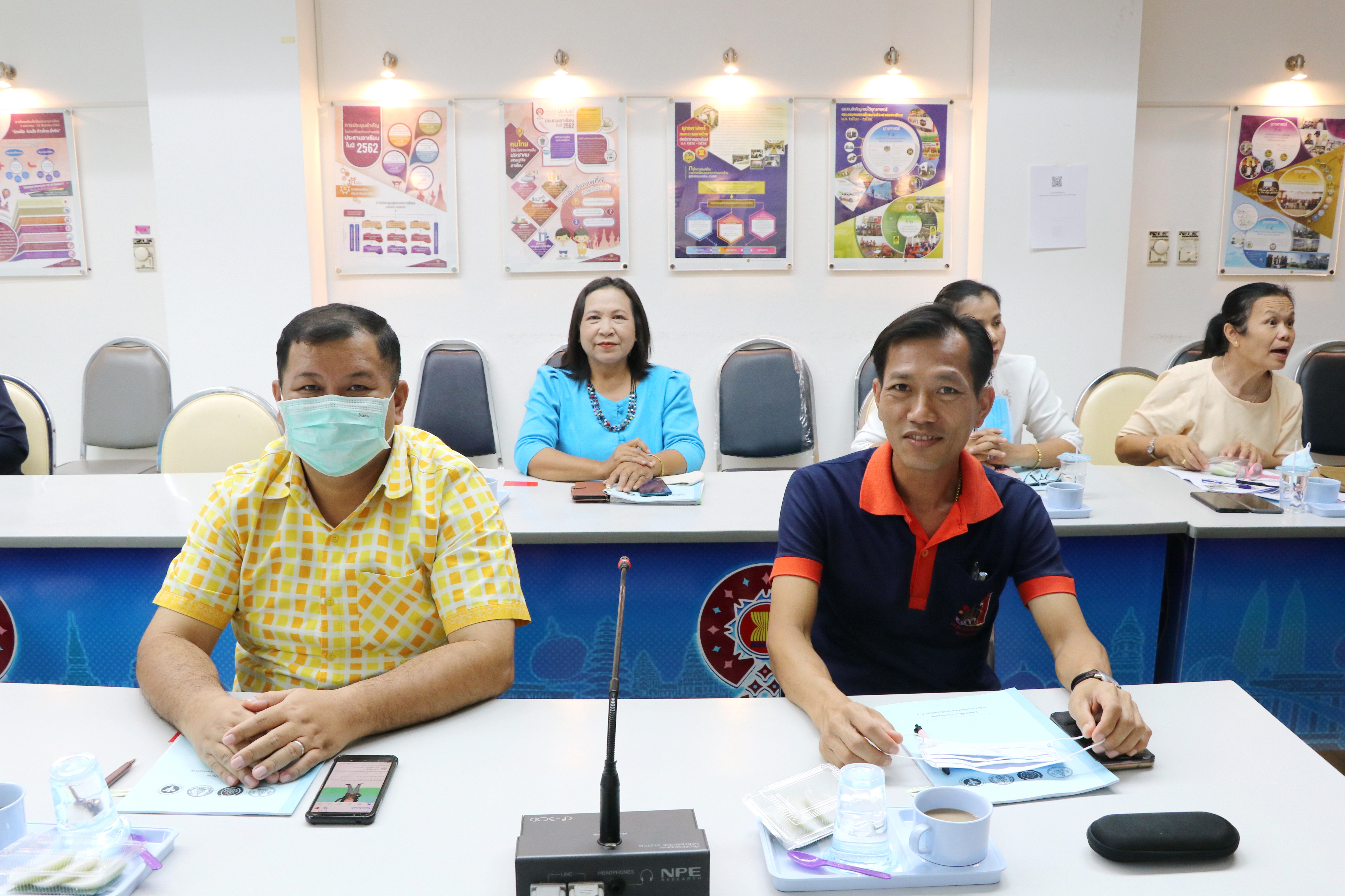 วันที่ 17 กันยายน 2563 เวลา 09.00 น. นายณรงค์ศักดิ์ หอมมาลัย รองผู้ว่าราชการจังหวัดสุโขทัย เป็นประธานการประชุมคณะกรรมการพัฒนาคุณภาพชีวิต จังหวัดสุโขทัย ครั้งที่ 2/2563