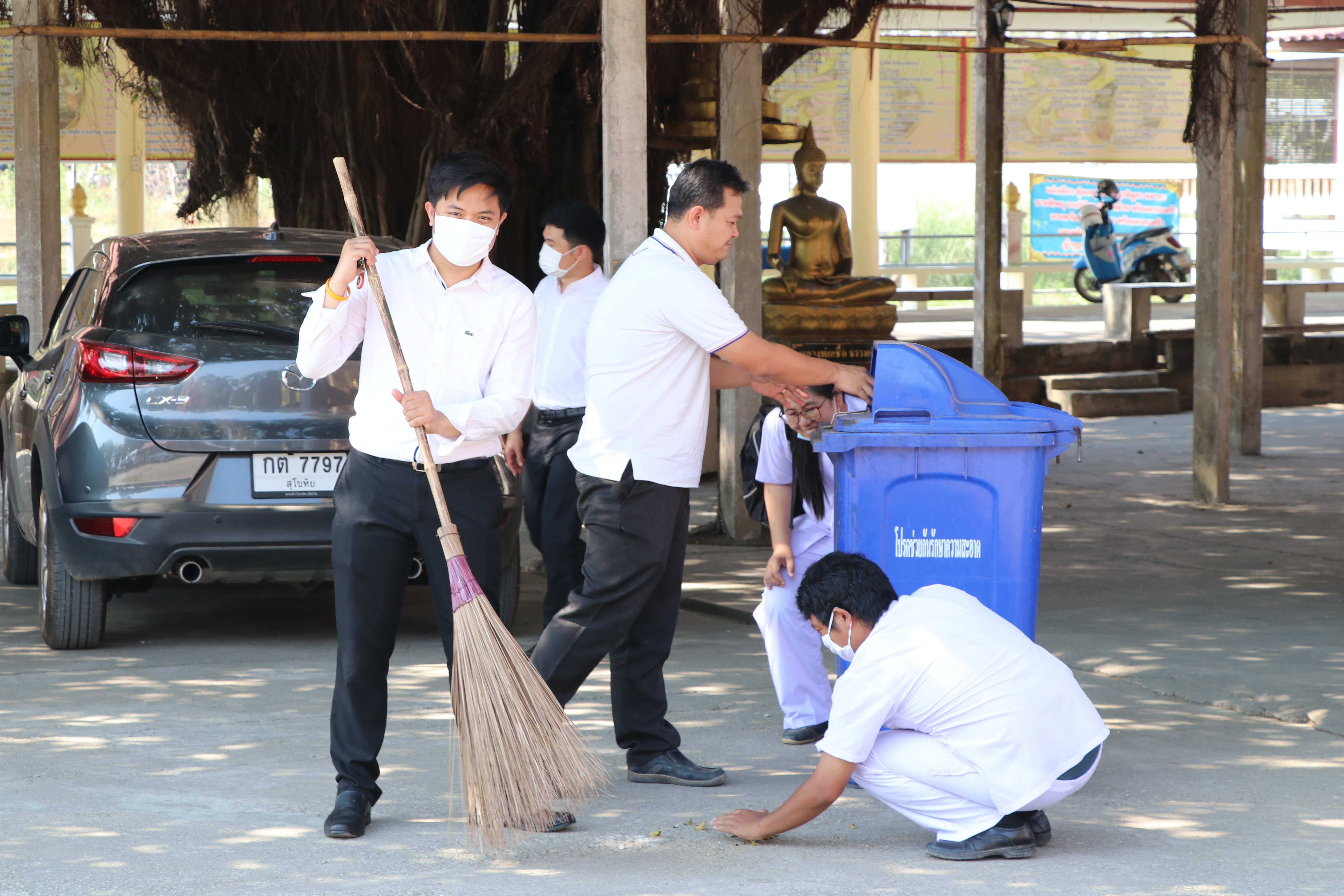 พช.สุโขทัย จัดกิจกรรม”โครงการเข้าวัด ถือศีล ฝึกจิต พัฒนาใจ ข้าราชการสำนักงานพัฒนาชุมชนจังหวัดสุโขทัย