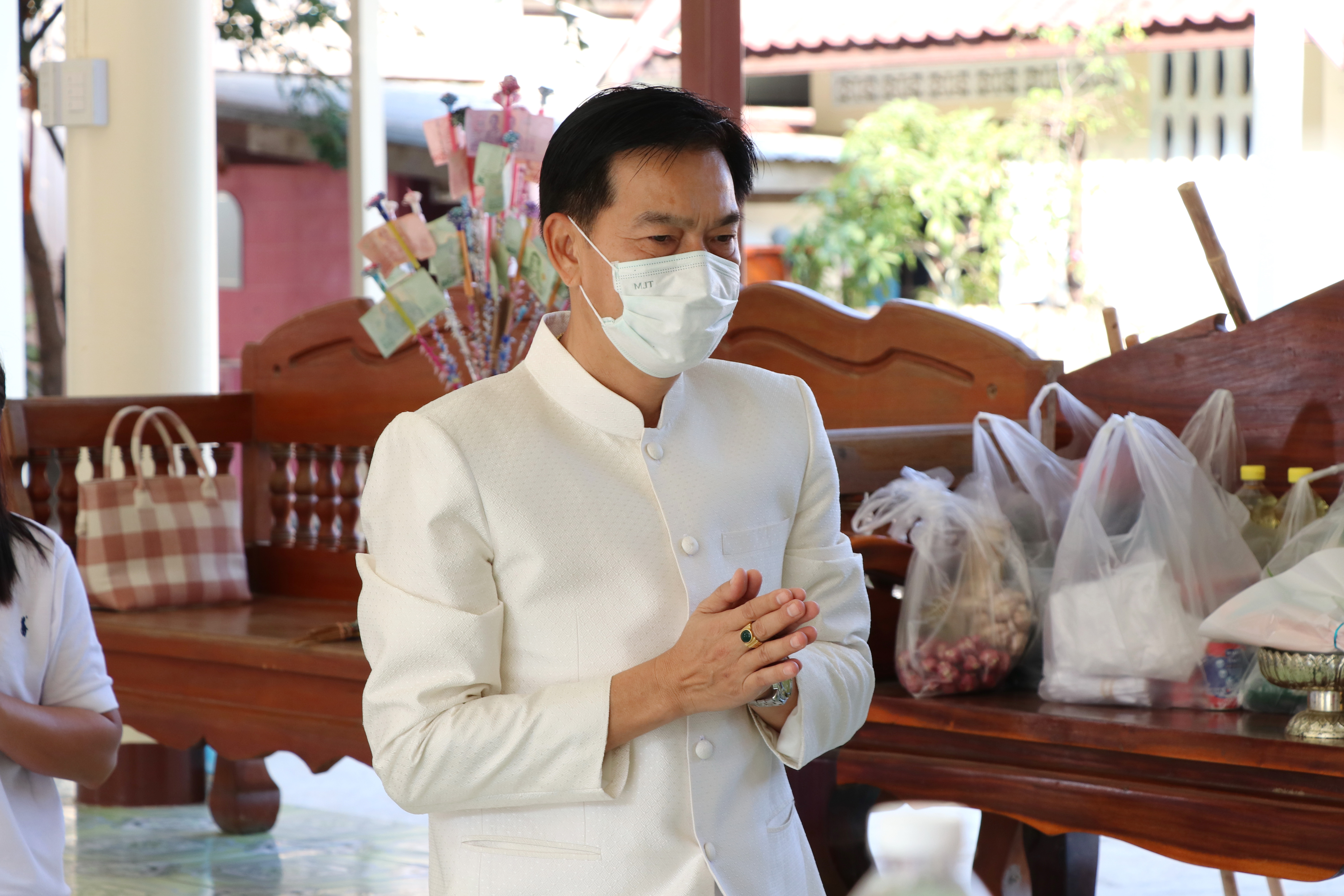 พช.สุโขทัย จัดกิจกรรม”โครงการเข้าวัด ถือศีล ฝึกจิต พัฒนาใจ ข้าราชการสำนักงานพัฒนาชุมชนจังหวัดสุโขทัย