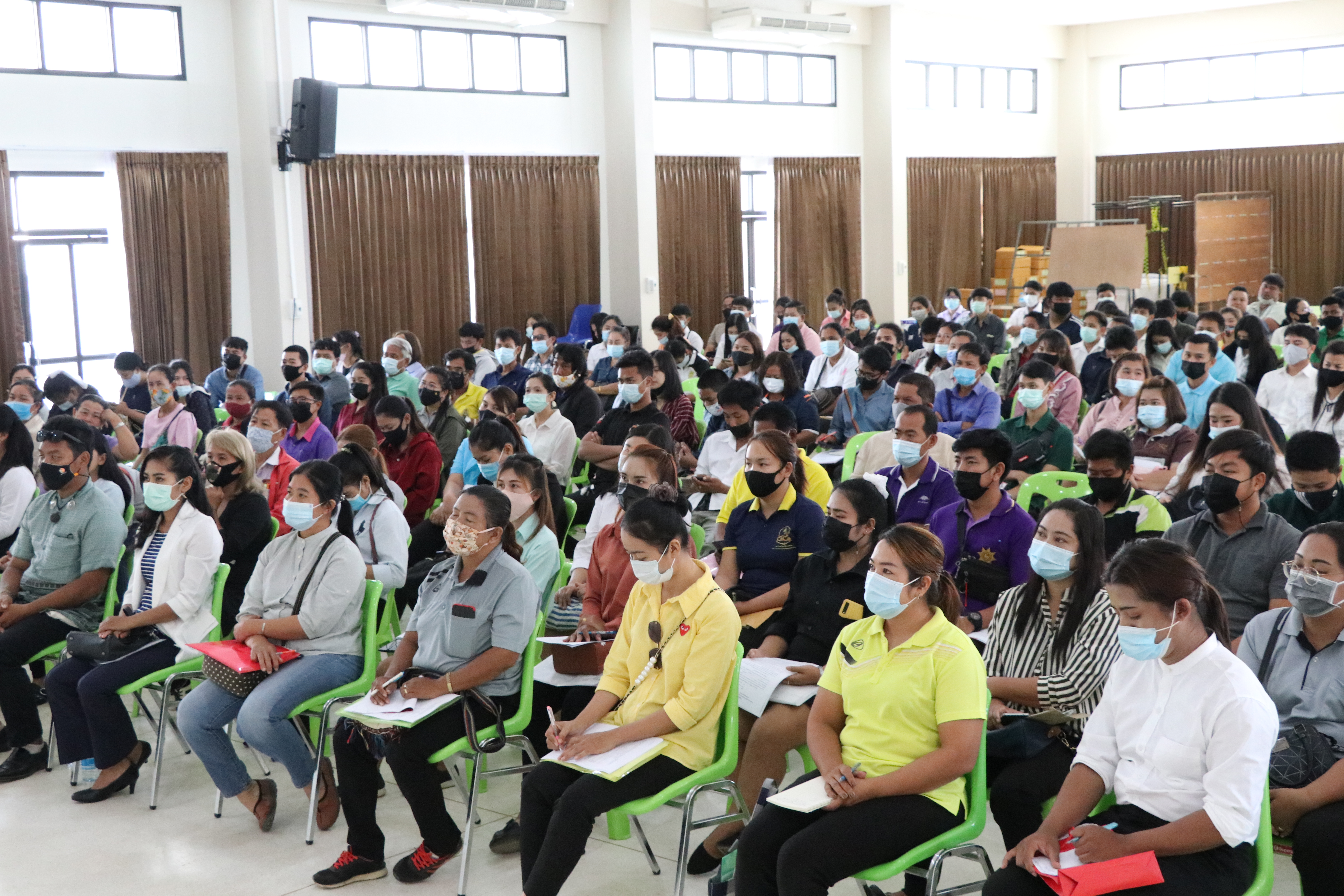 “จังหวัดสุโขทัย ปฐมนิเทศ และจัดทำบันทึกข้อตกลงการจ้างงาน(รอบบ่าย) ผู้ผ่านการคัดเลือกบุคคลเพื่อจัดจ้างเป็นลูกจ้างเหมาบริการปฏิบัติภารกิจตามโครงการพัฒนาพื้นที่ต้นแบบการพัฒนาคุณภาพชีวิตตามหลักทฤษฎีใหม่ ประยุกต์สู่ “โคก หนอง นา โมเดล” กลุ่มเป้าหมายที่ 2 จำนวน 4 อำเภอ”