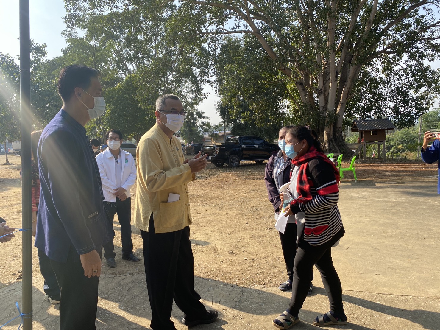 “เริ่มแล้ว จังหวัดสุโขทัย เปิดการฝึกอบรม กิจกรรมที่ 1 ฝึกอบรมเพิ่มทักษะระยะสั้นการพัฒนากสิกรรม สู่ระบบเศรษฐกิจพอเพียง รูปแบบ โคก หนอง นา โมเดล พลิกวิกฤต COVID-19 เตรียมสร้างรายให้ชุมชน”