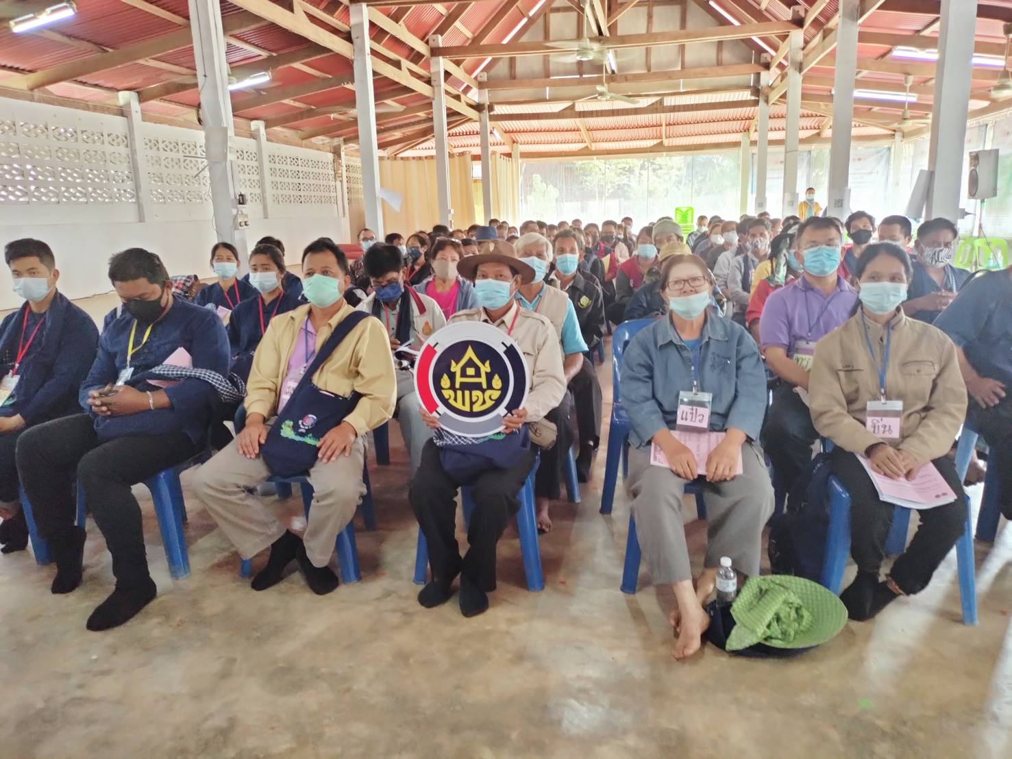 กอ.รมน.สุโขทัย ร่วมบูรณาการ เปิดโครงการอบรม รุ่นที่ 3 ครัวเรือนต้นแบบ HLM และนักพัฒนาพื้นที่ต้นแบบ จังหวัดสุโขทัย กิจกรรมที่ 1 ฝึกอบรมเพิ่มทักษะระยะสั้นการพัฒนากสิกรรม สู่ระบบเศรษฐกิจพอเพียง รูปแบบ โคก หนอง นา โมเดล 5 วัน 4 คืน เสริมสร้างองค์ความรู้ เตรียมสร้างความเข็มแข็งให้ชุมชน