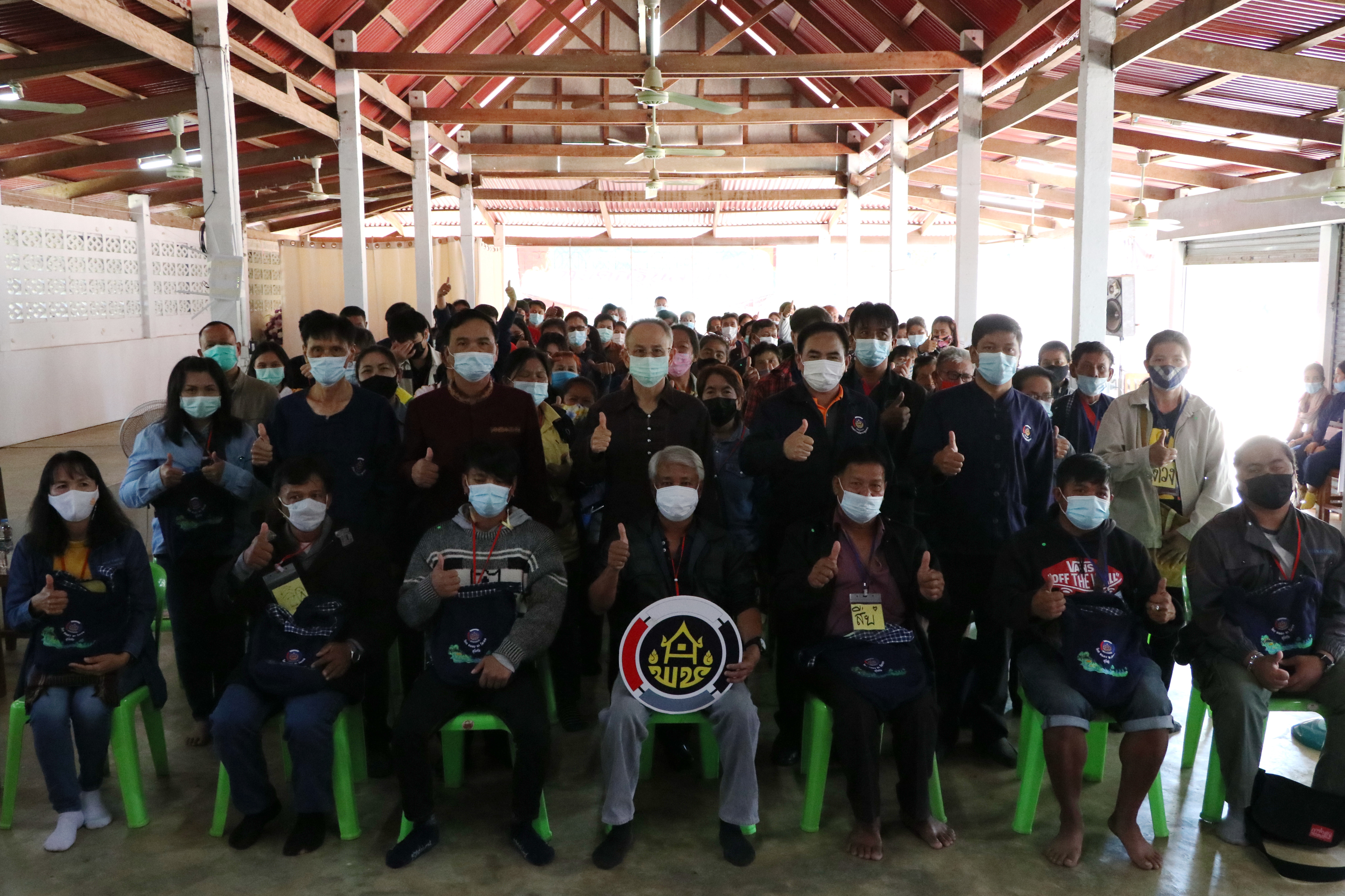 “นายอำเภอศรีนคร จังหวัดสุโขทัย ร่วมบูรณาการเปิดโครงการอบรม รุ่นที่ 5 ครัวเรือนต้นแบบ HLM และนักพัฒนาพื้นที่ต้นแบบ จังหวัดสุโขทัย โครงการ “โคก หนอง นา โมเดล” อบรม 5 วัน 4 คืน เสริมองค์ความรู้ มุ่งสู่ความยั่งยืนของชุมชน”