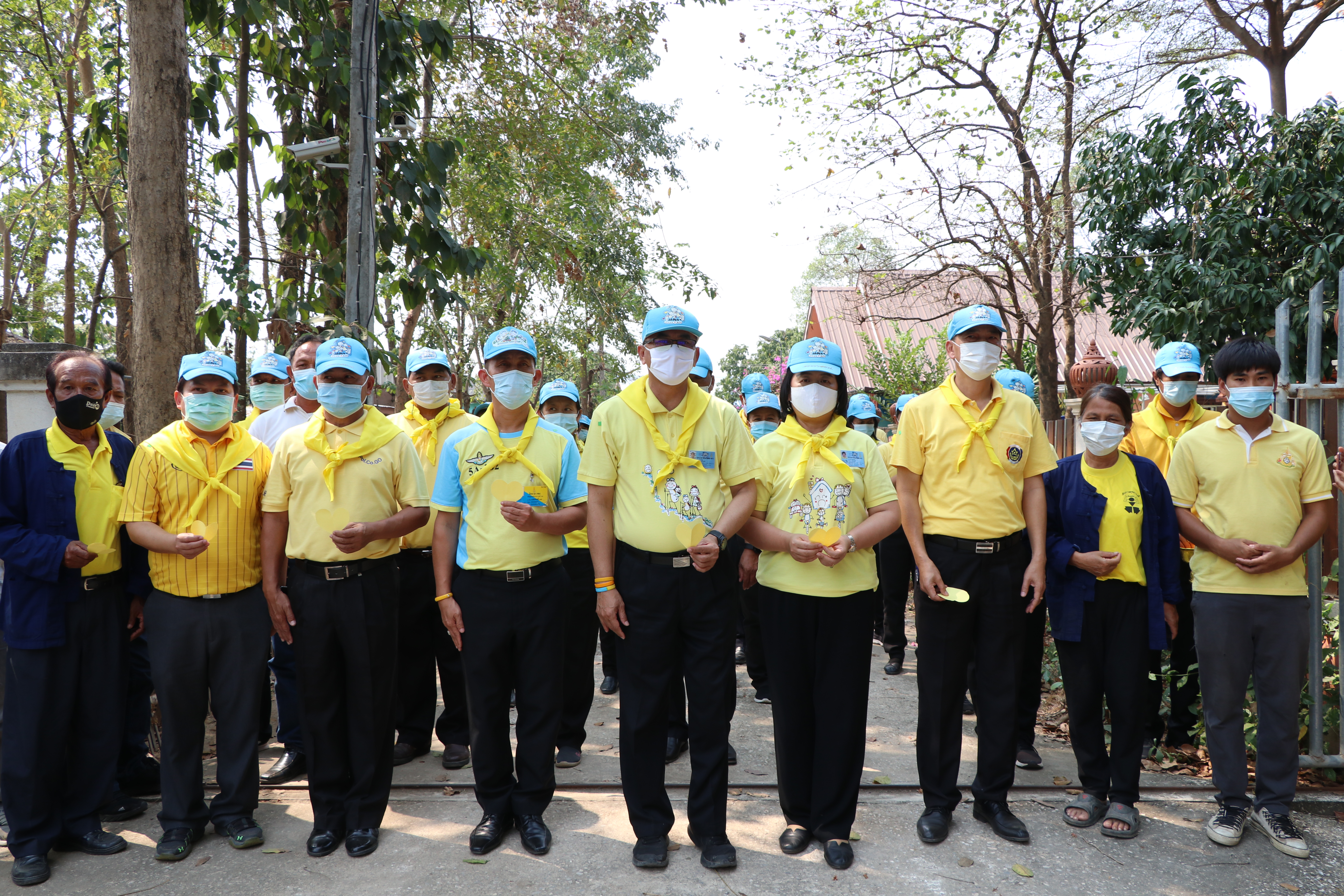 จังหวัดสุโขทัย Kick off “โครงการเสริมสร้างและพัฒนาผู้นำการเปลี่ยนแปลง” จิตอาสาพัฒนาชุมชน เอามื้อสามัคคี “ทำความดีด้วยหัวใจ” 1 หมู่บ้าน สามารถดูแลได้ทั้งตำบล สร้างความมั่นคงทางด้านอาหาร ด้วยหลักปรัชญาของเศรษฐกิจพอเพียง